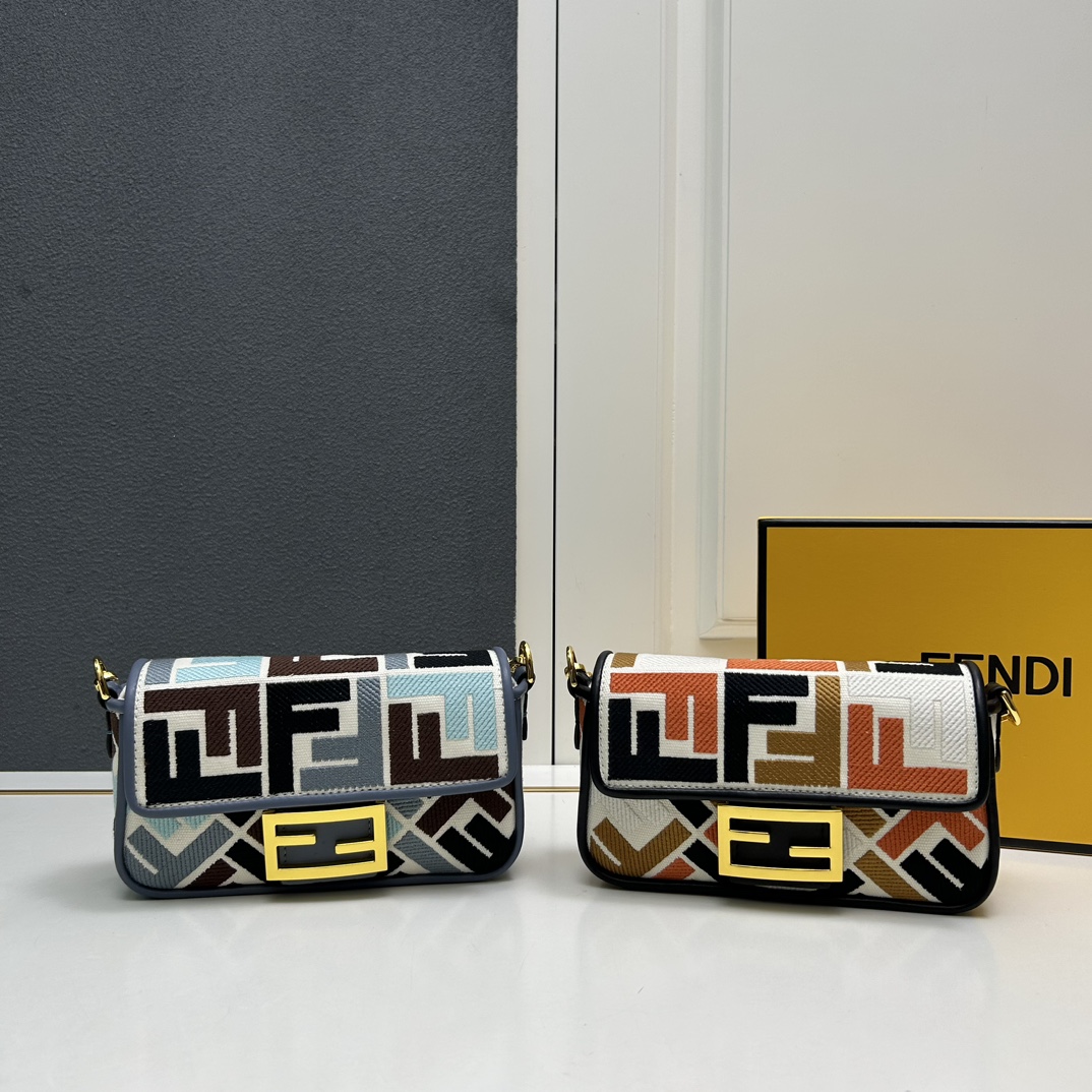 FendiX MarcJacobs mini baguette bag