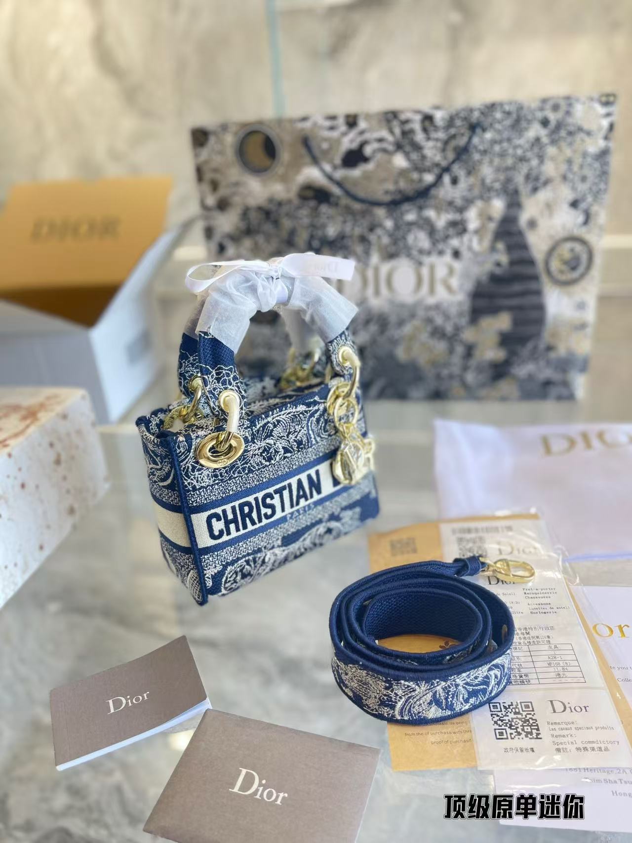 DiorLady-Life Constellation Embroidery Limited edition bag