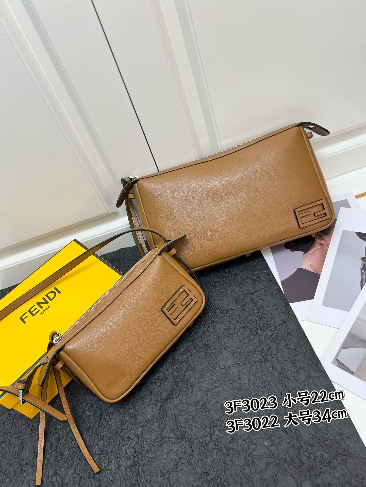 Top version FENDI Simply leather handbag