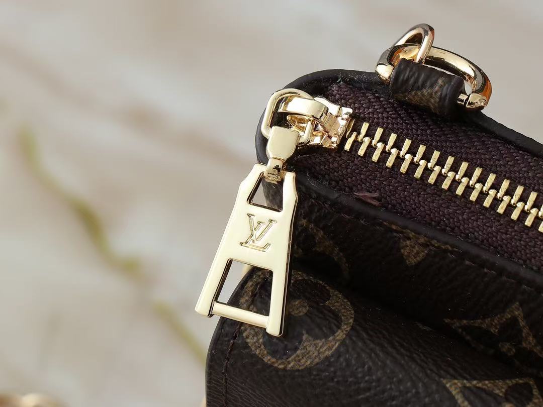 Louis Vuitton Monogram Phone Bag