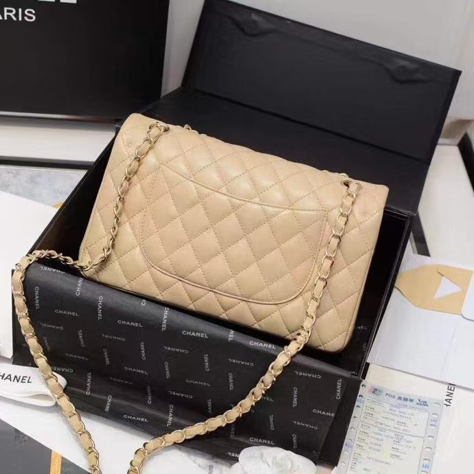 chanel chain bag-golden logo