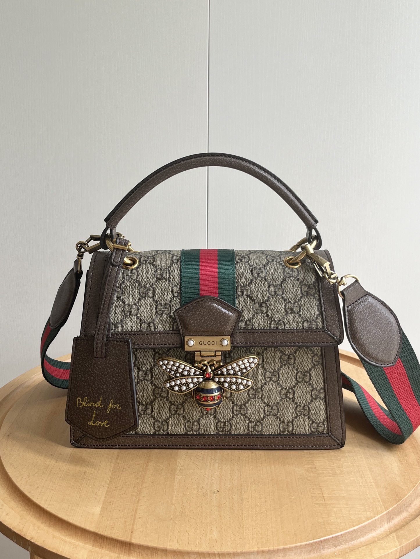 Gucci Bee queen margret bag