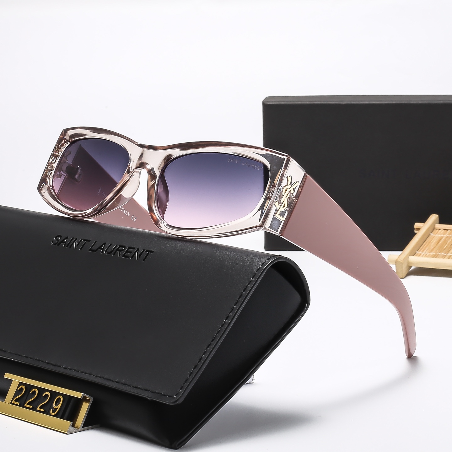 New European and American Square Frame Sunglasses Women's Wide Leg Sunglasses Personalized Decoration
