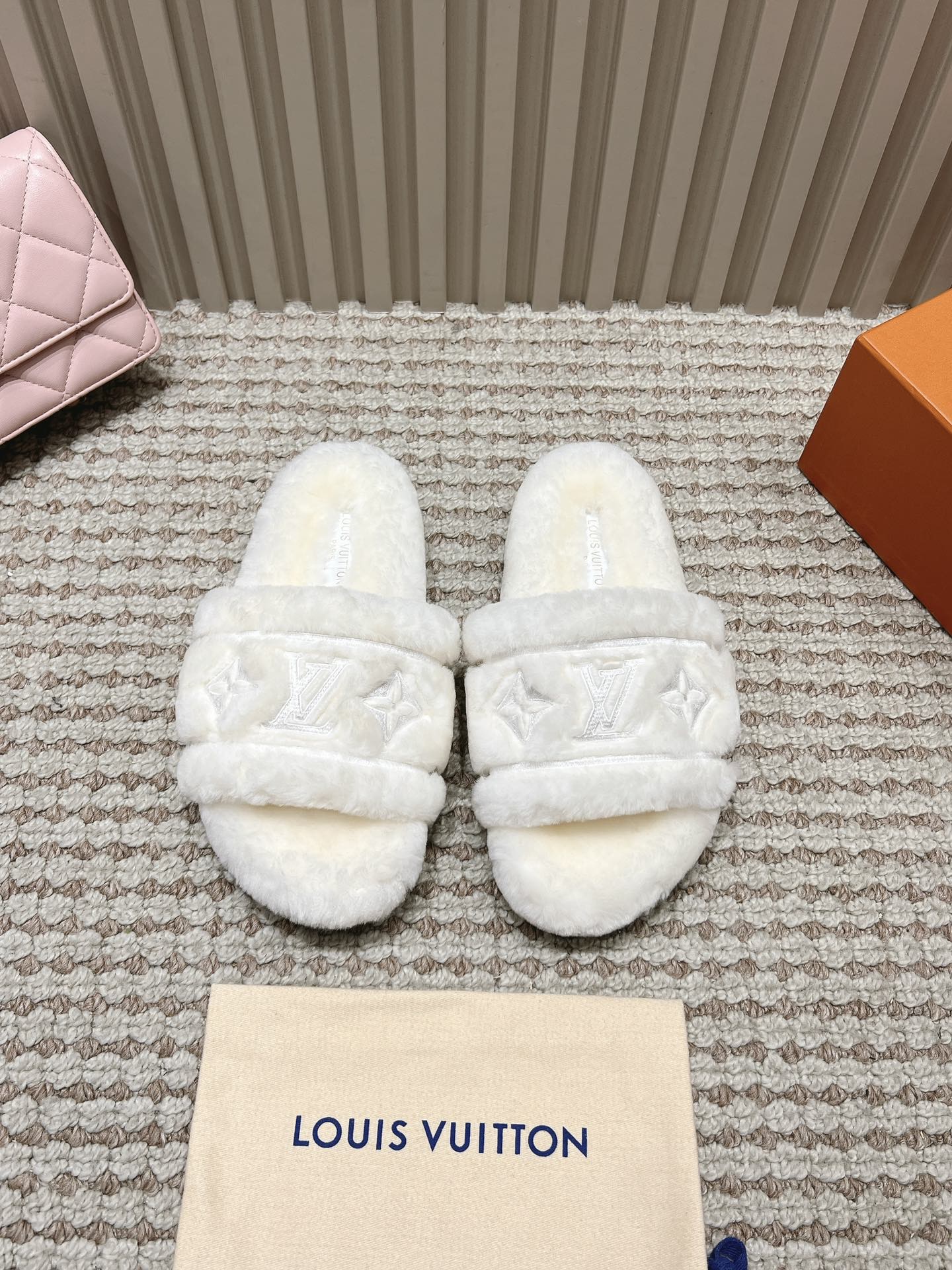LV embroidered plush slippers