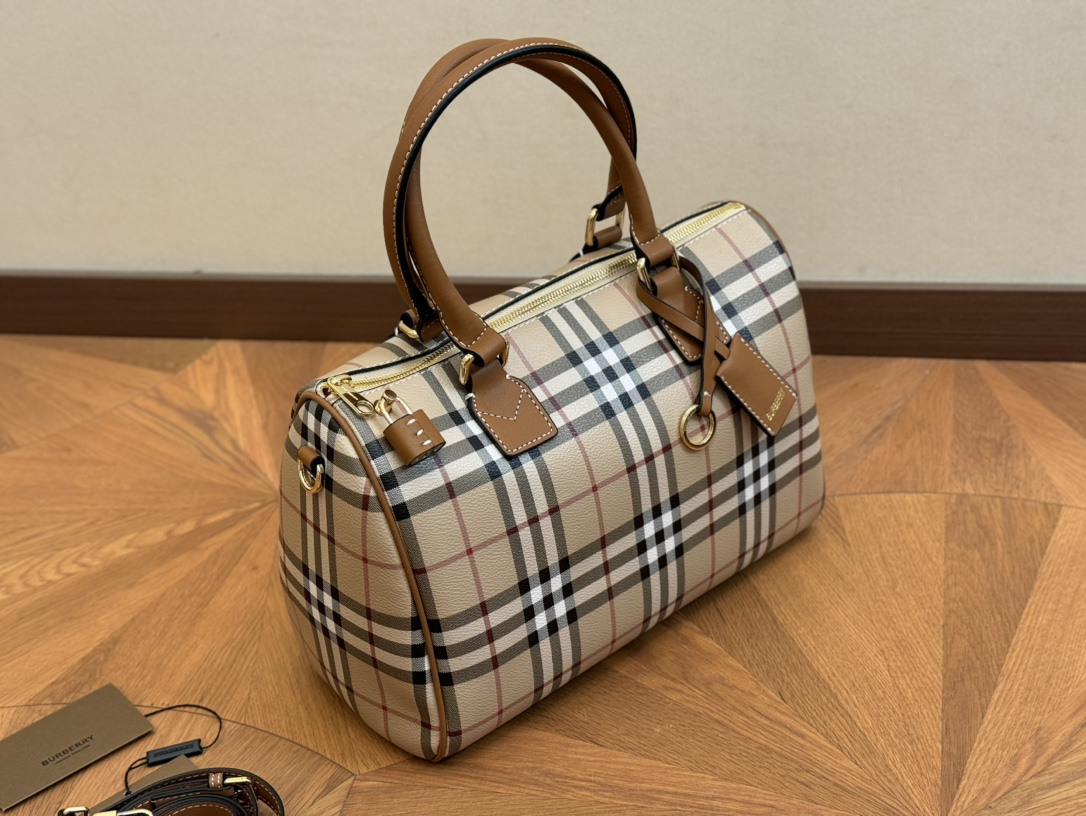 Burberry pillow bag