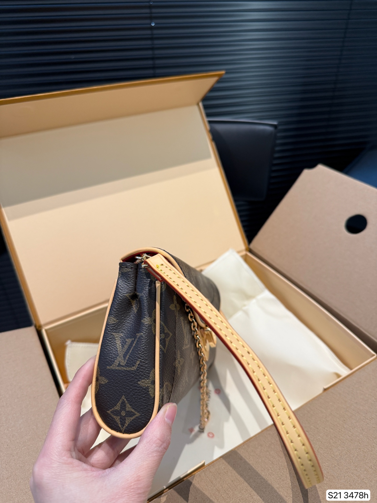 LV armpit bag crossbody bag