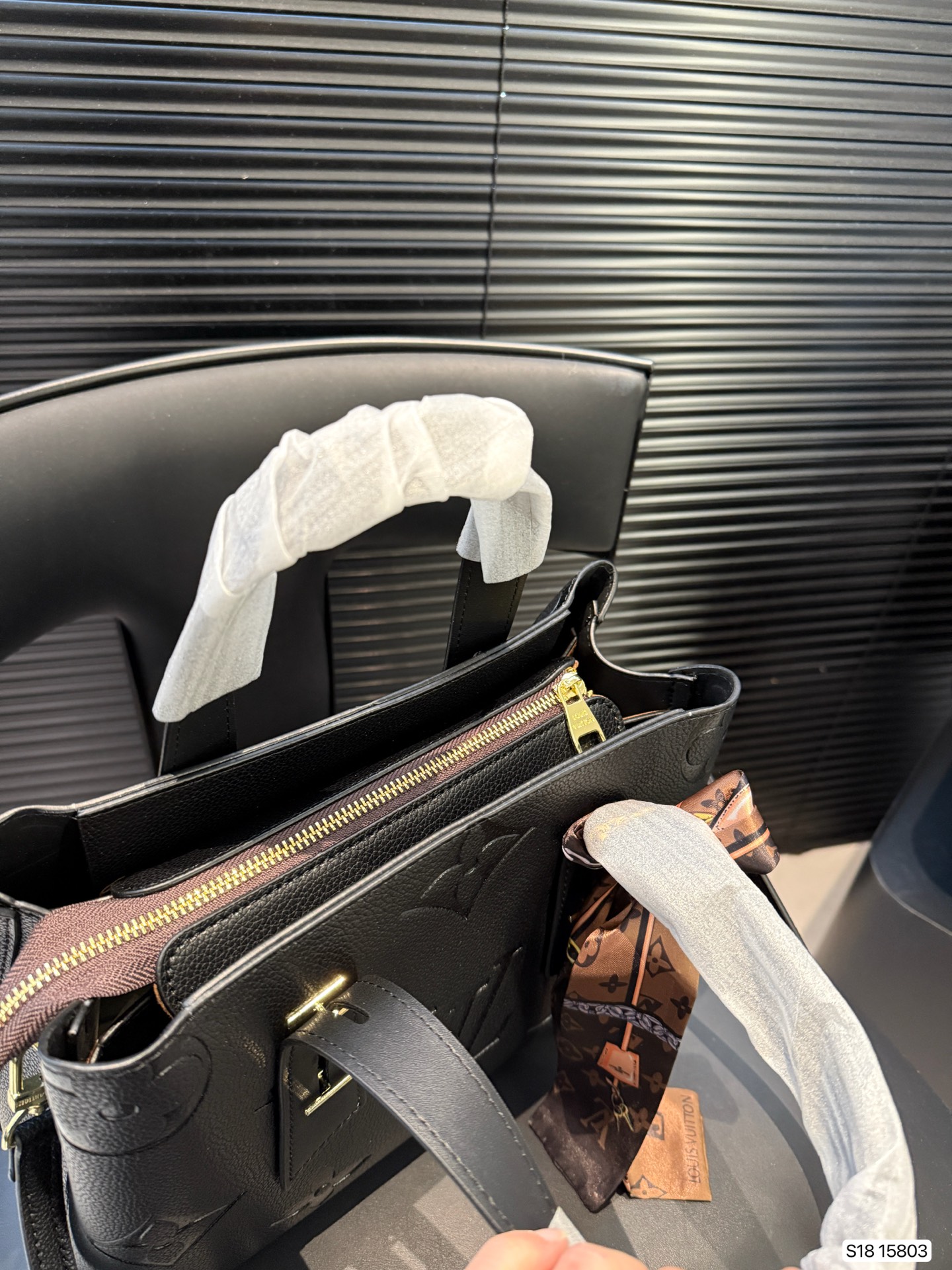 Louis Vuitton Tote Bag Hand Shoulder Crossbody Bag