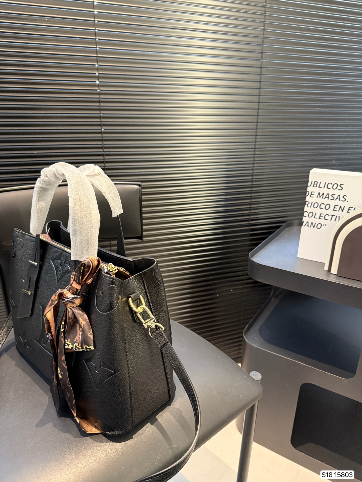 Louis Vuitton Tote Bag Hand Shoulder Crossbody Bag