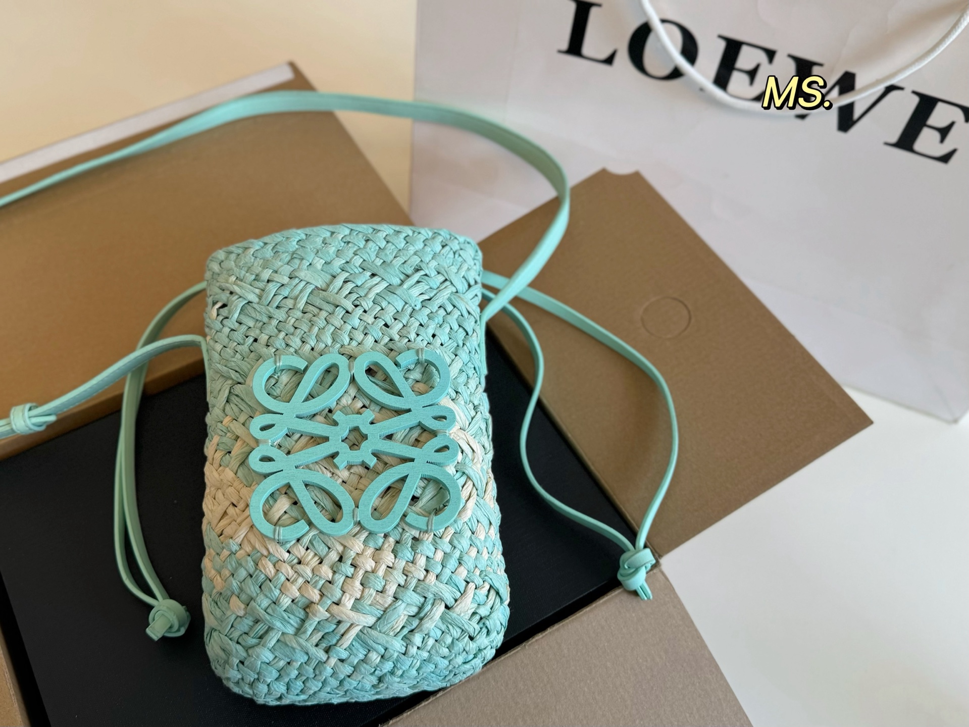 LOEWE new straw drawstring mobile phone bag