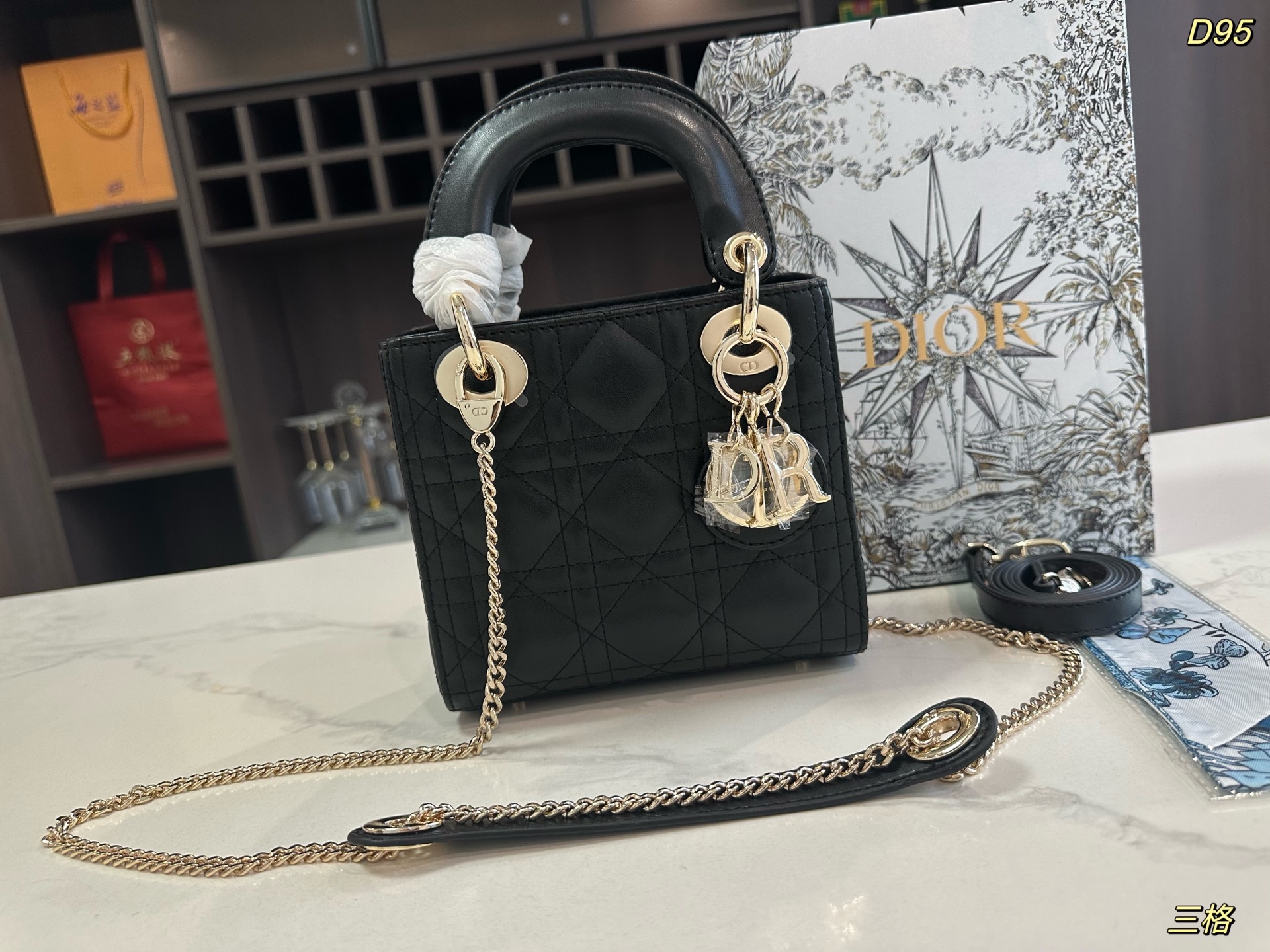 Dior lady D-lite bag