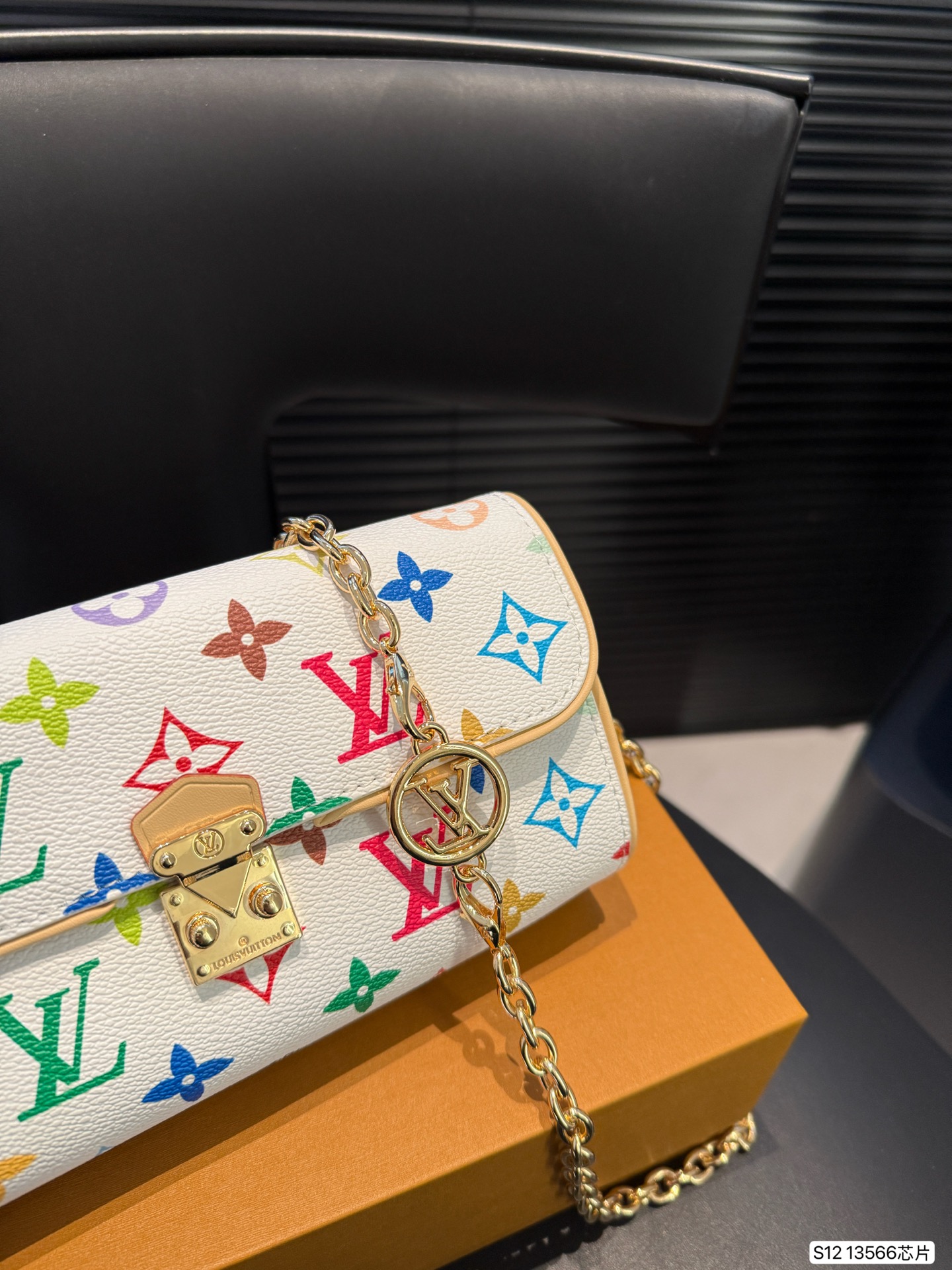 LV’s new camille is the top-notch small bag this summer