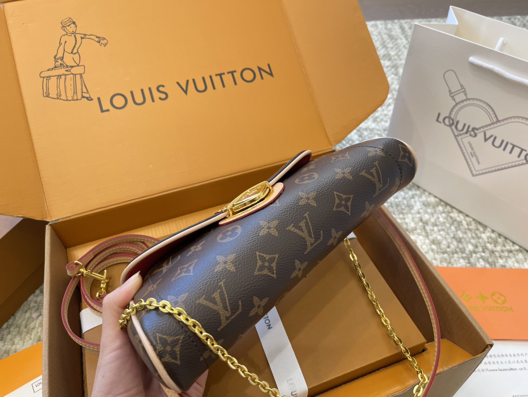 LV Gold Shield Manhattan Second-hand Armpit Bag
