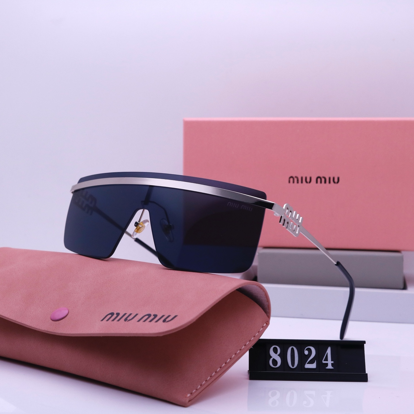 MIUMIU technological niche sunglasses
