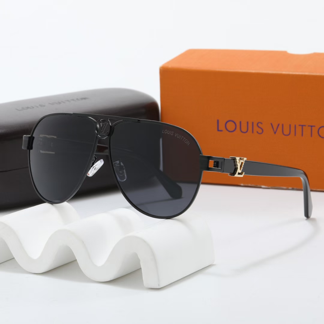 LV sunglasses are fashionable and simple
