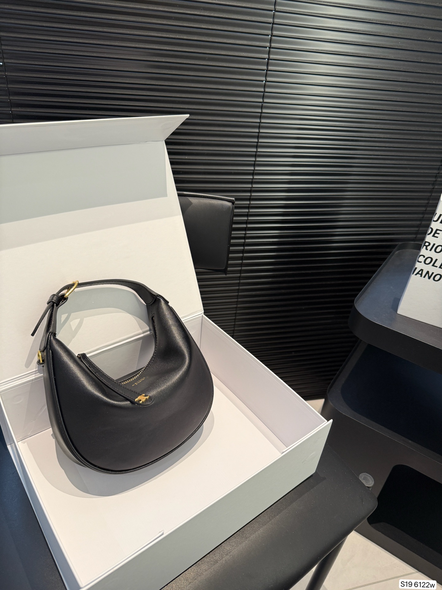 celine lulu armpit bag high-end