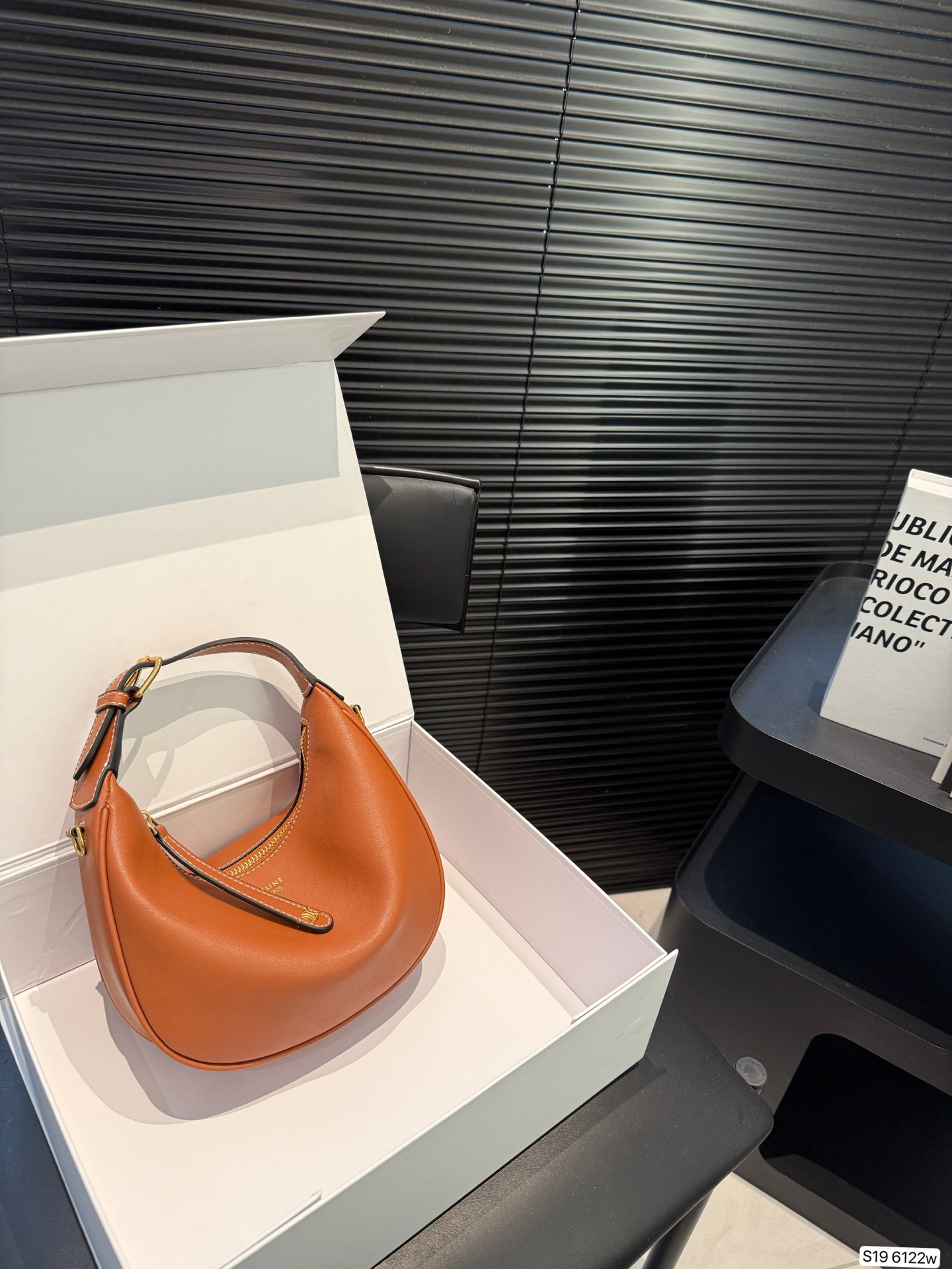 celine lulu armpit bag high-end