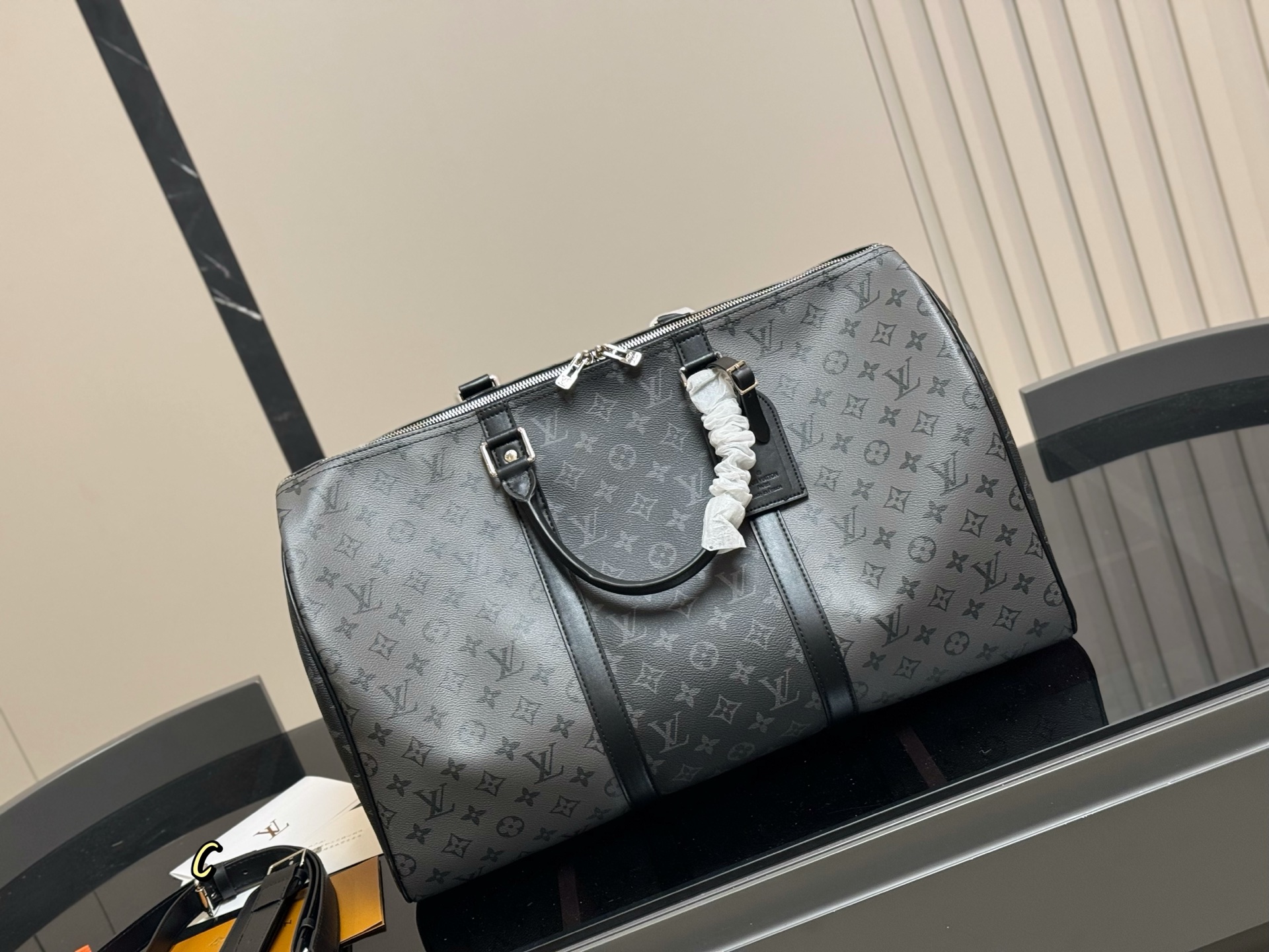 LV super cool Keepall travel bag