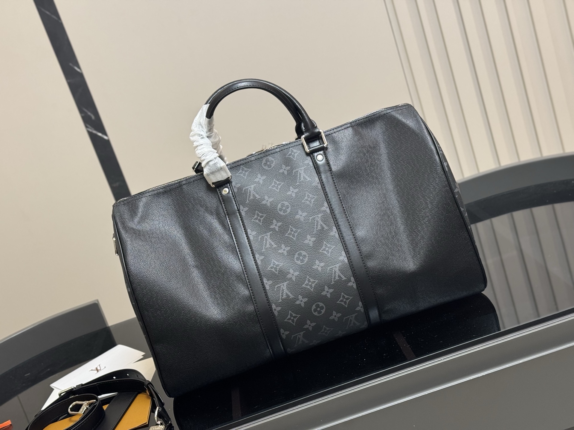 LV super cool Keepall travel bag