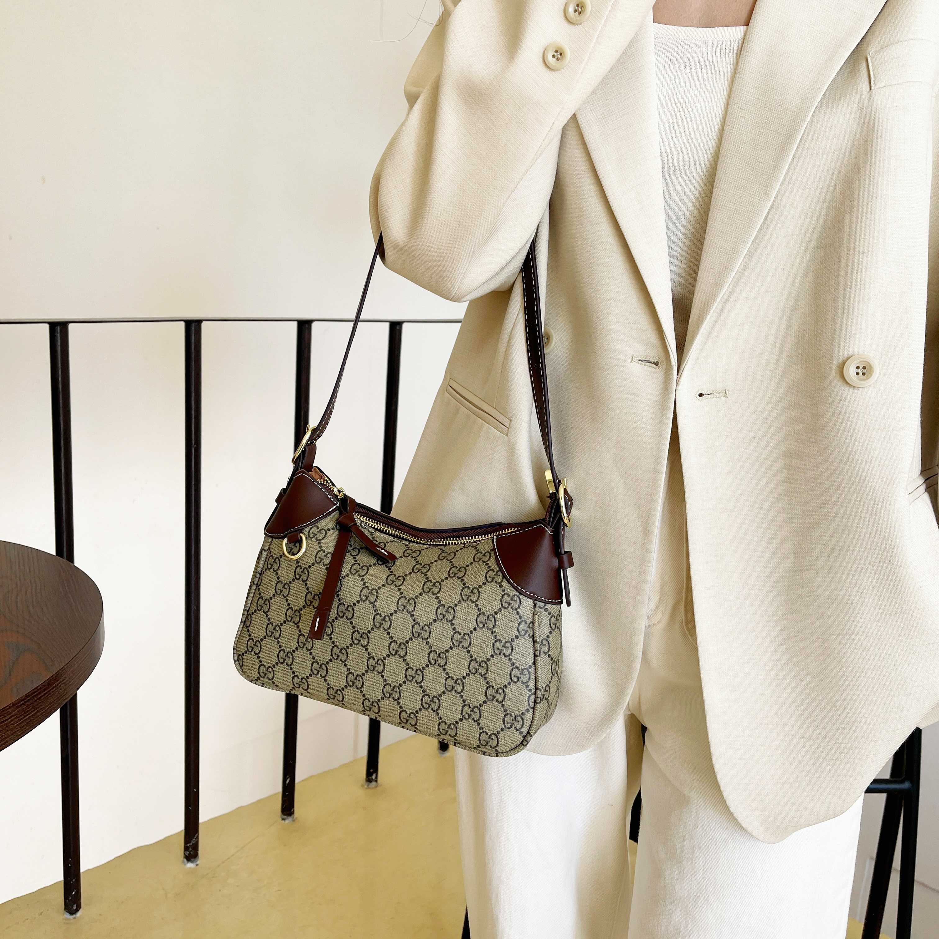 Gucci presbyopic women's shoulder bag