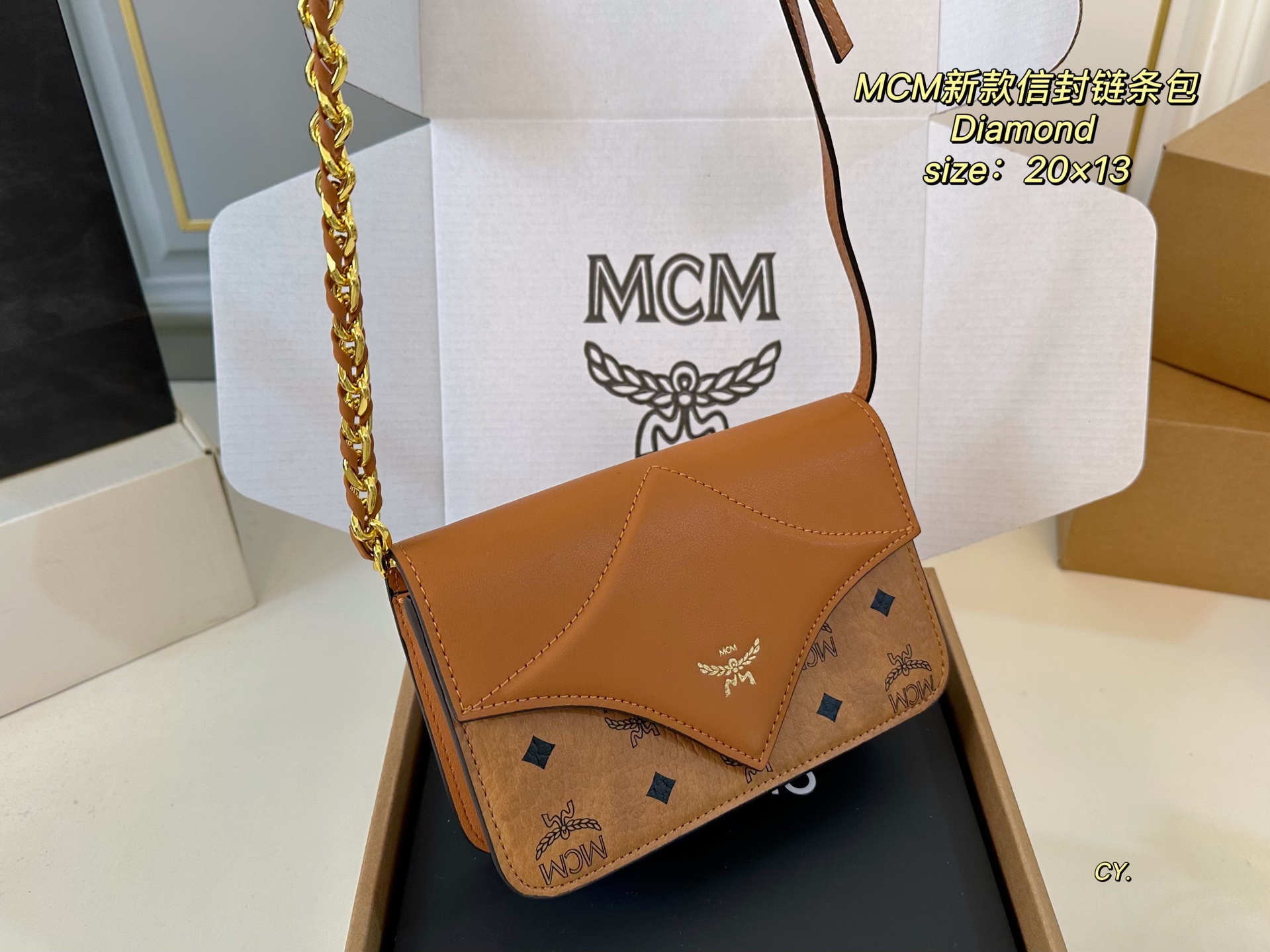 MCM new series Diamond envelope bag chain bag