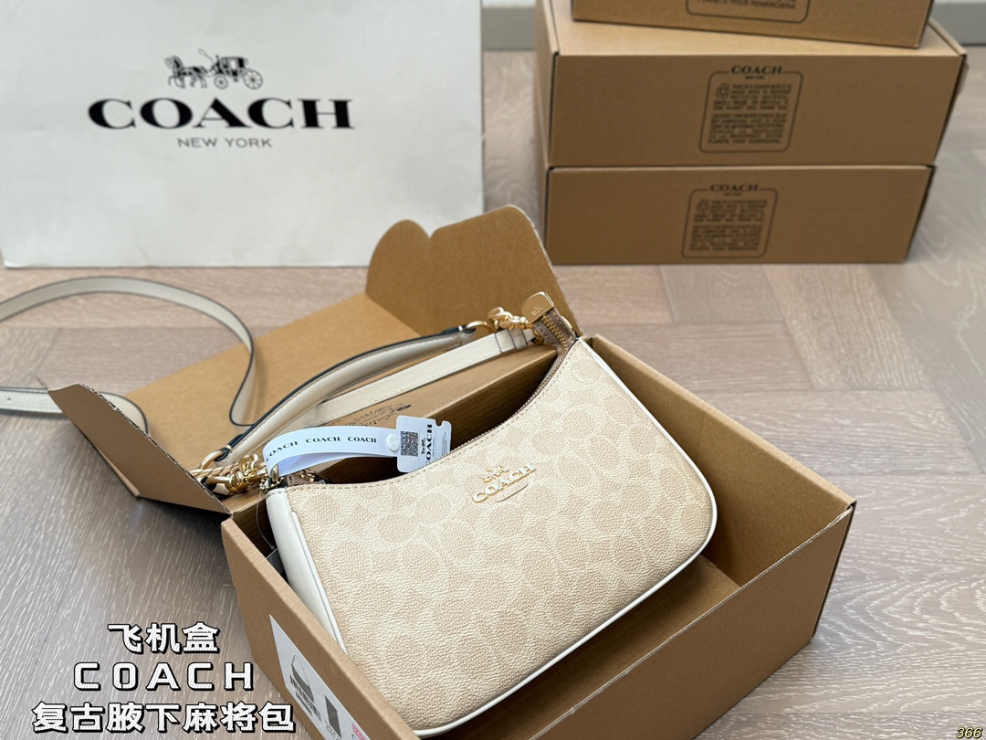 COACH underarm mahjong bag