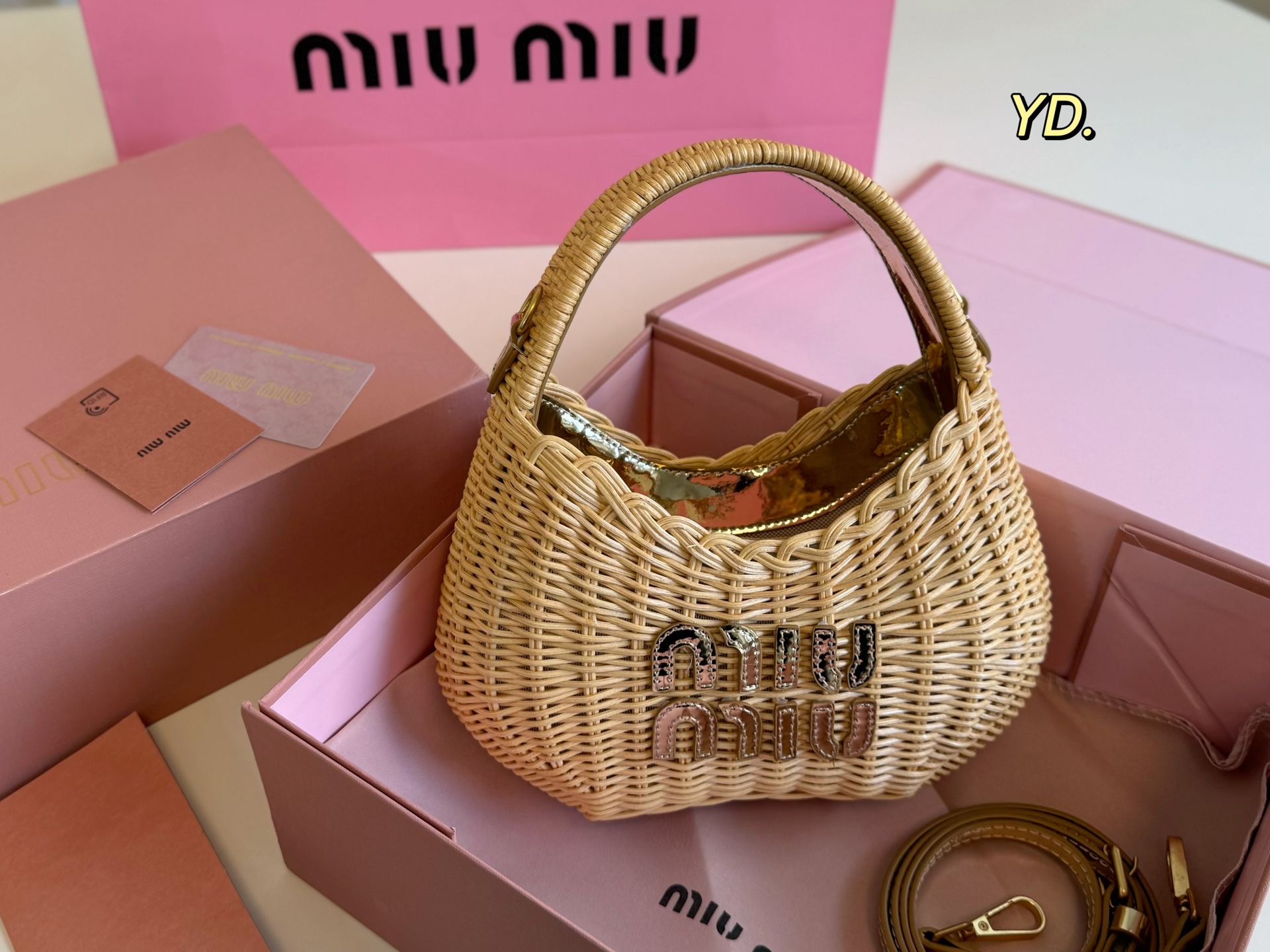 MiuMiu new straw basket bag