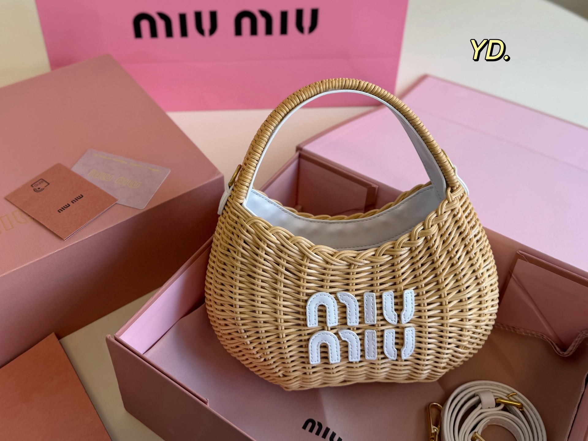 MiuMiu new straw basket bag