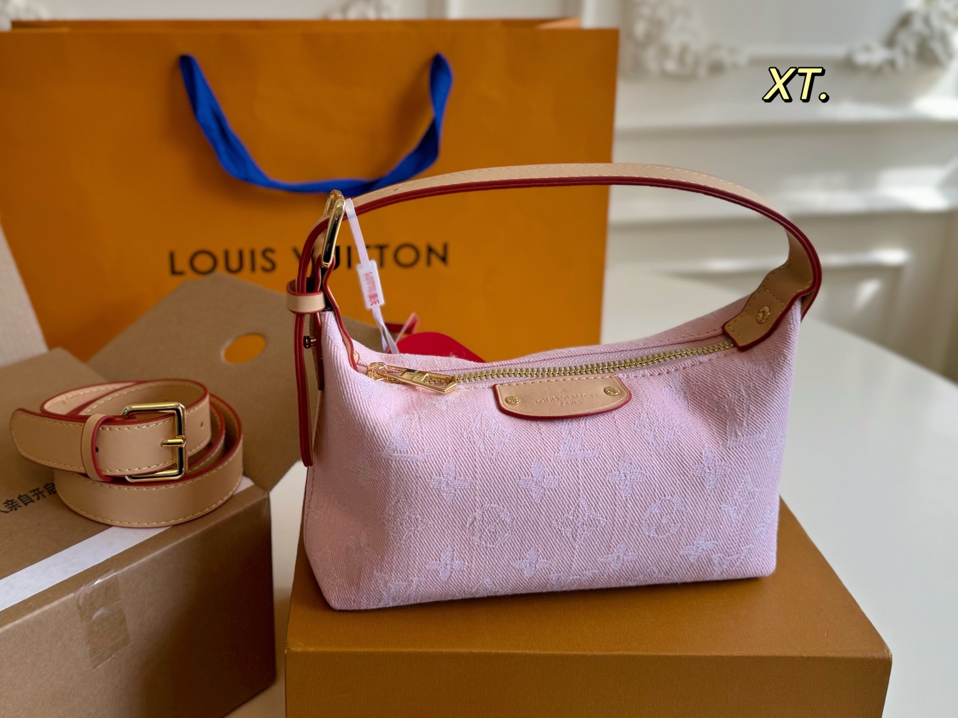 LV new denim lunch box bag