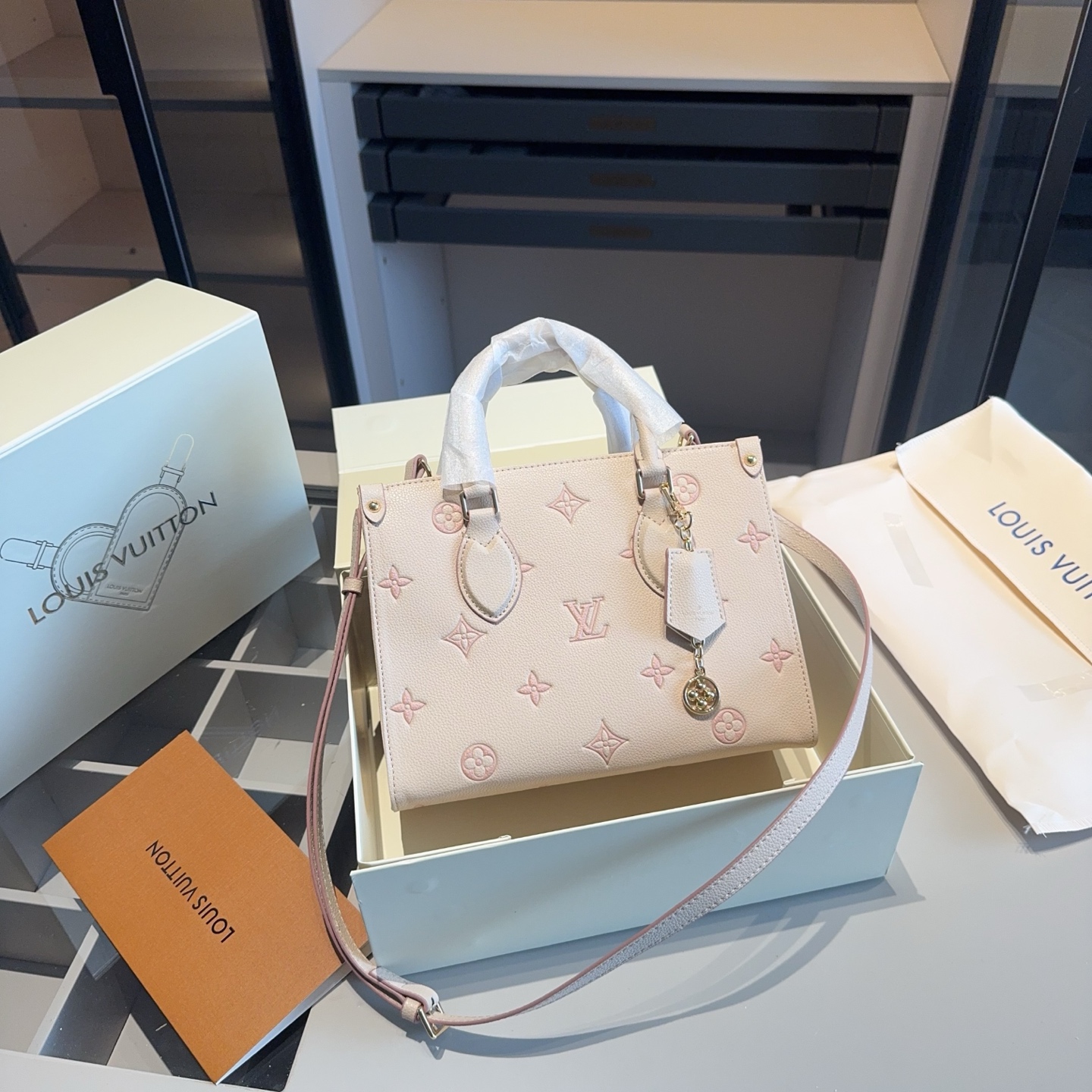 LV Strawberry Milk Series Tote Bag High Version