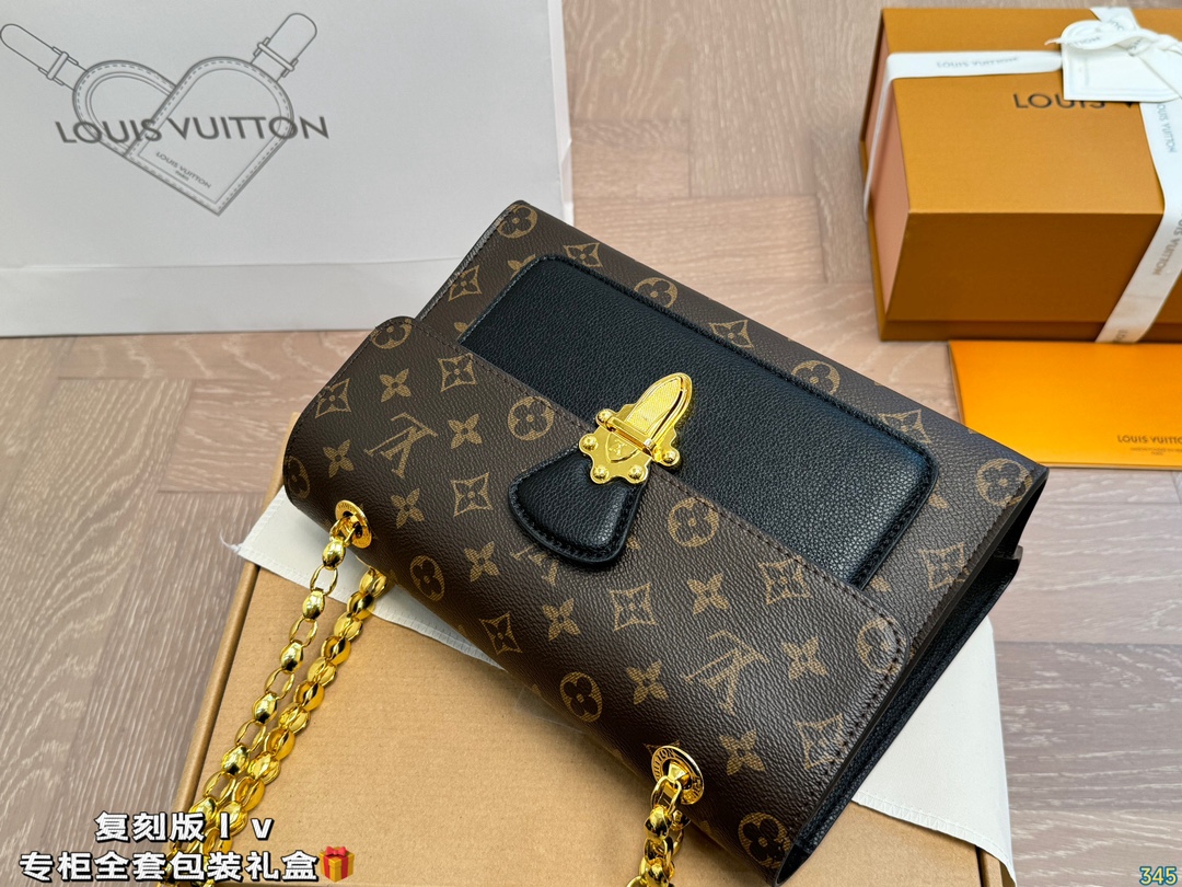 LV victoire chain bag