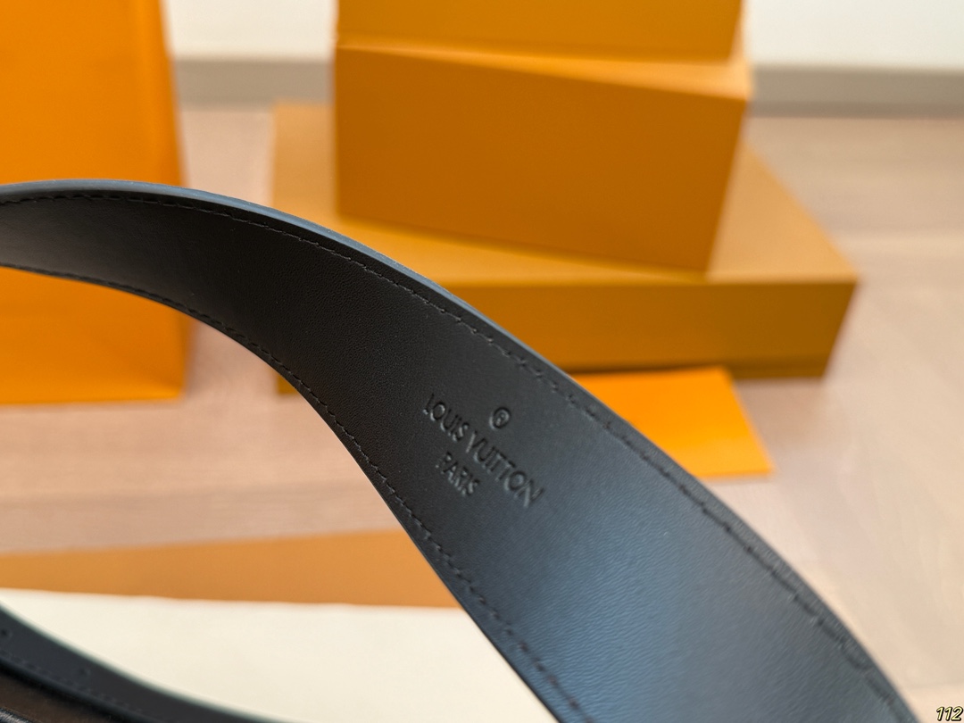 LV Carryall Black Warrior Small