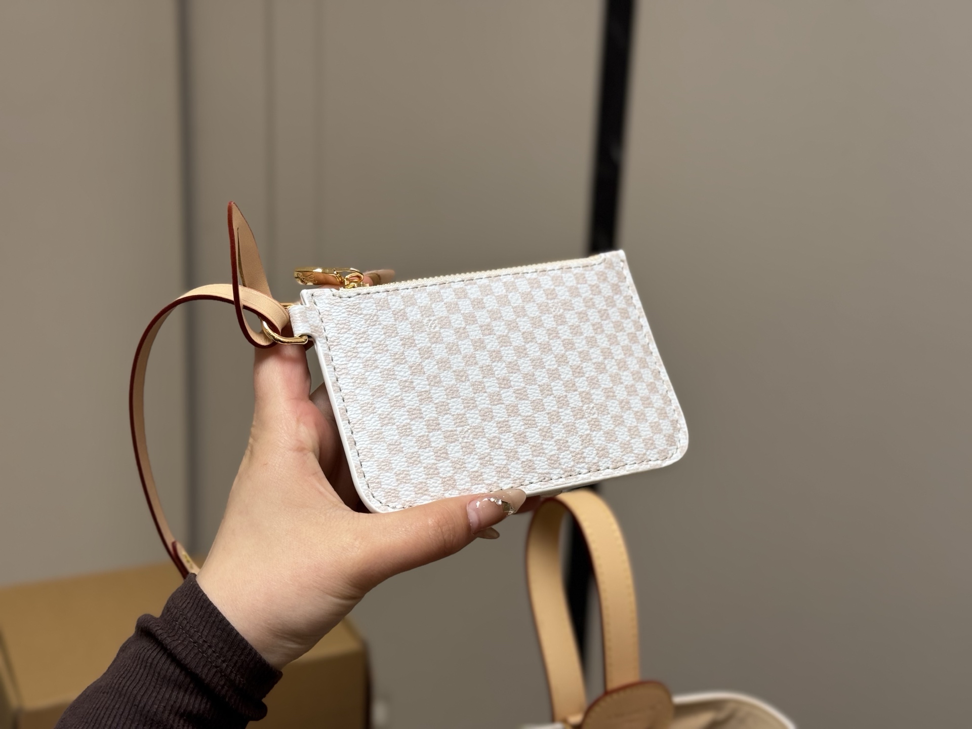 LV shoulder bucket bag