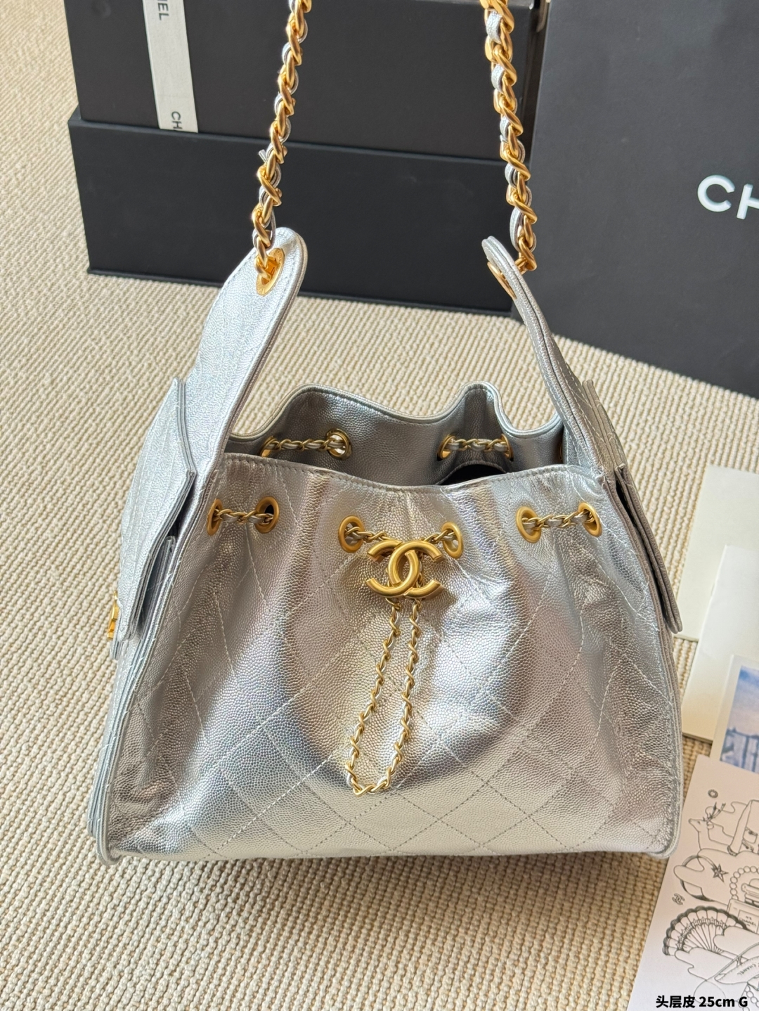 Chanel 25s cowhide hobo bag