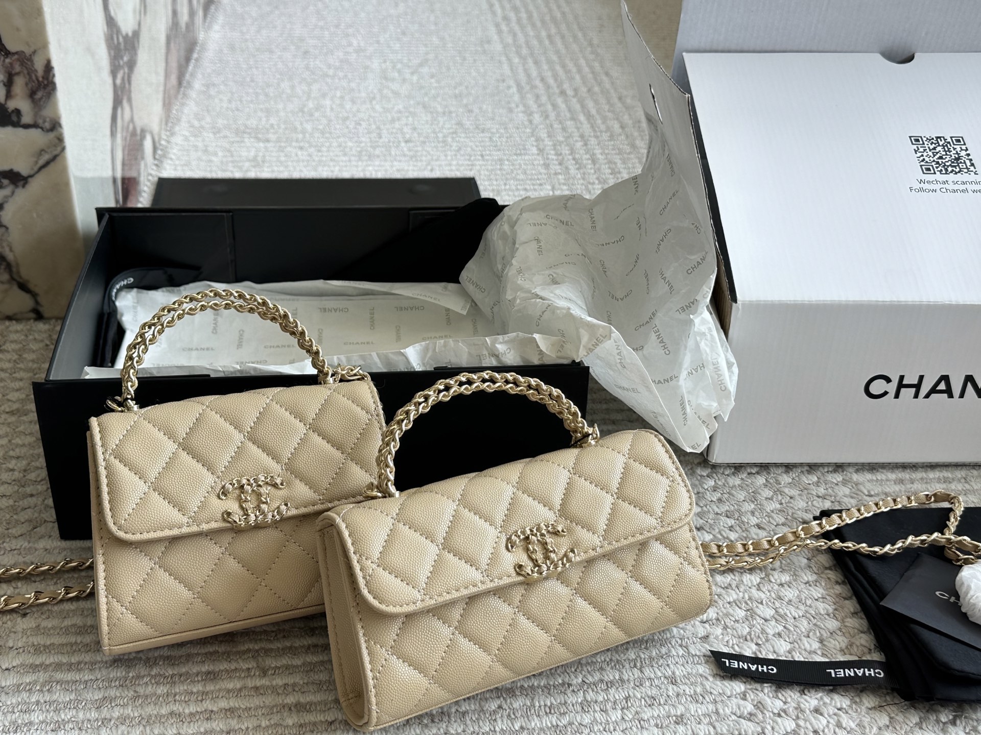 Chanel 23kelly caviar phone bag