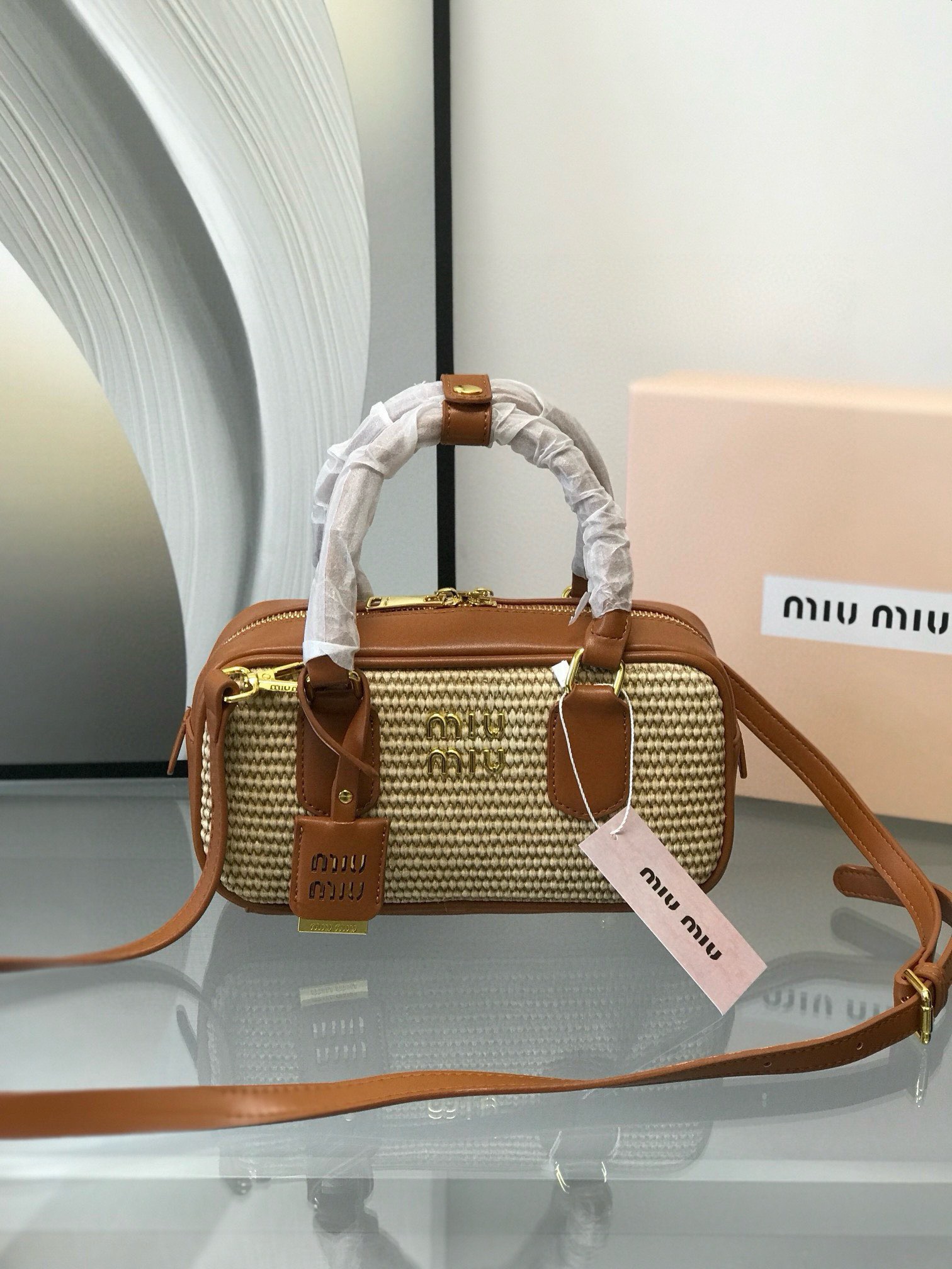 MIUMIU's new spring and summer bowling bag