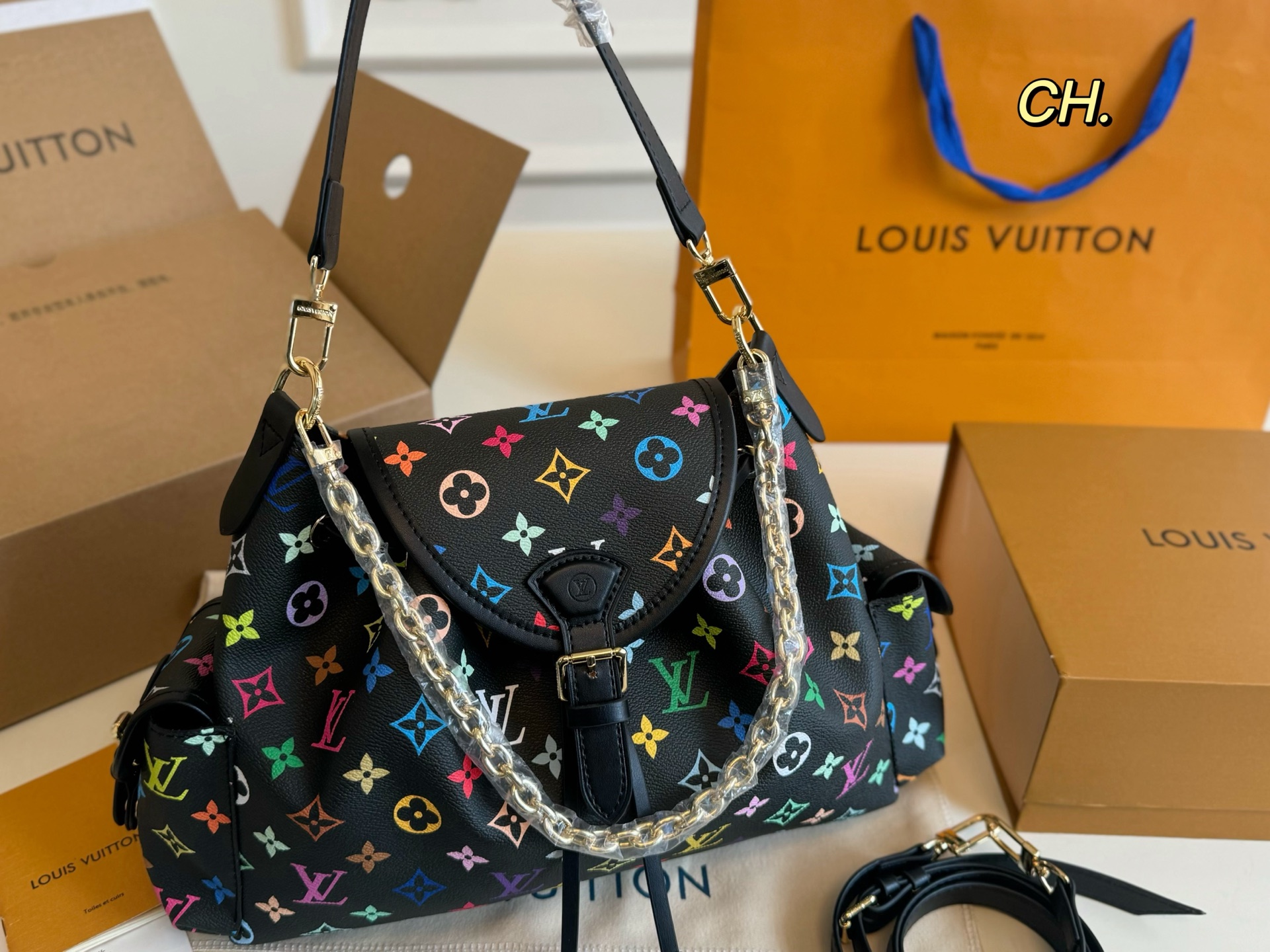 LV vintage drawstring handbag with chain