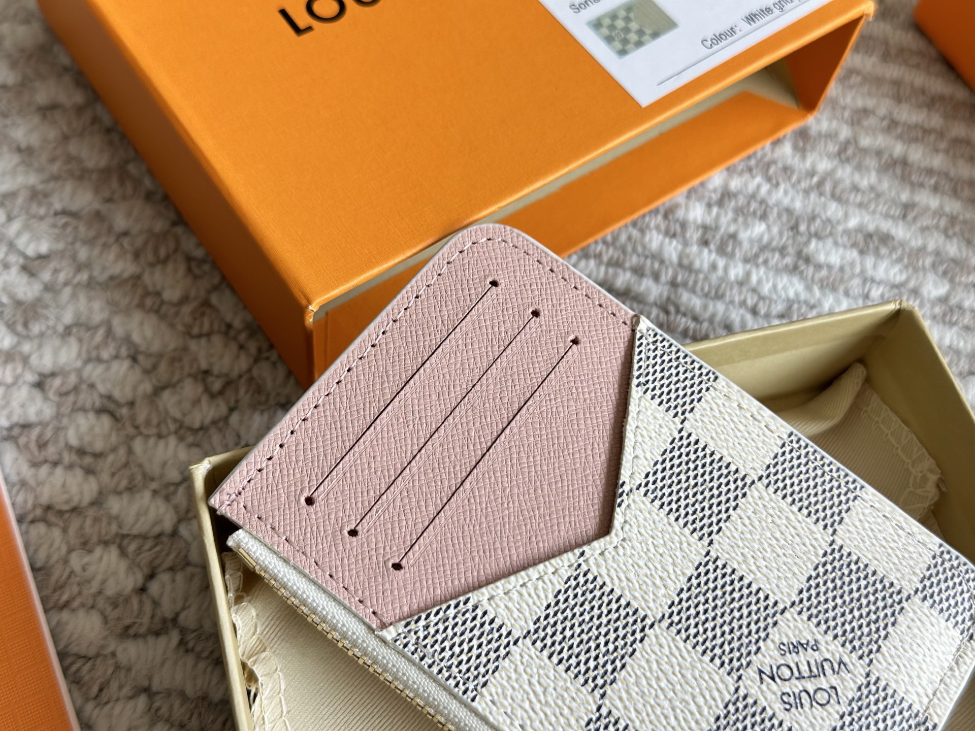 LV white coin purse