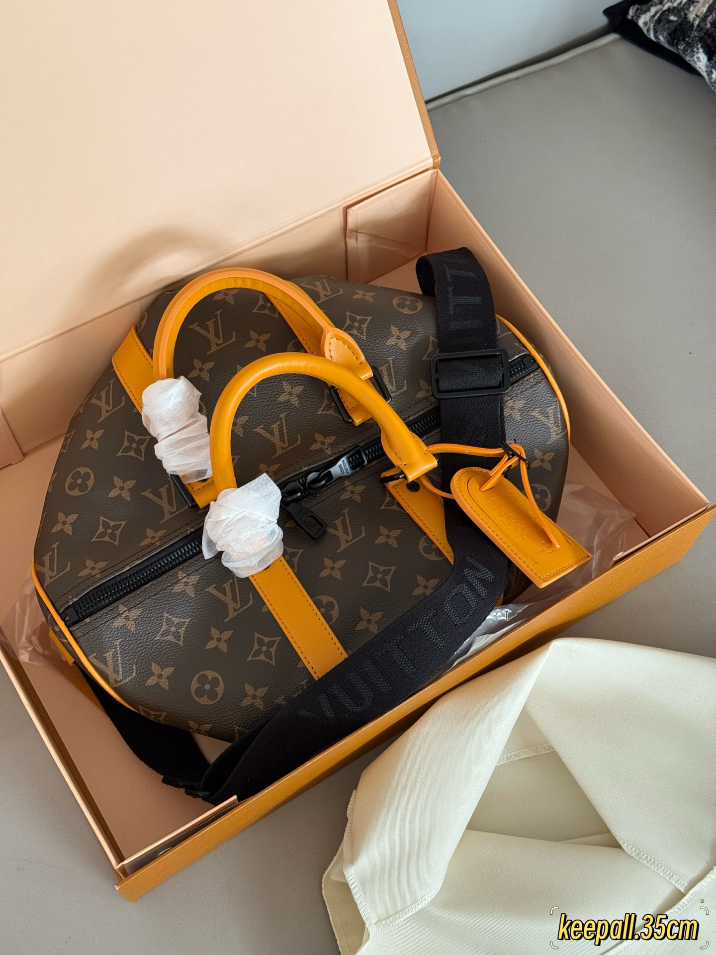 LV keepall pillow bag