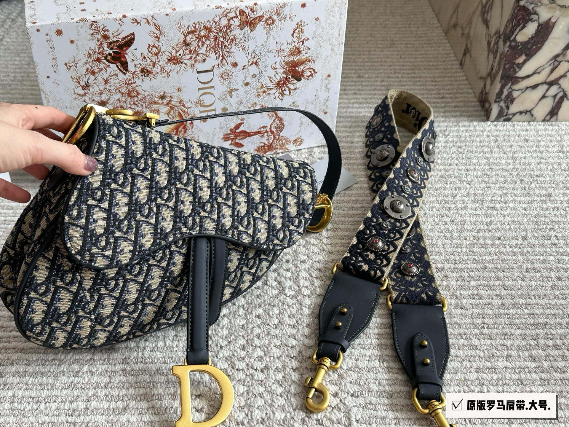 Dior old flower saddle bag upgraded version