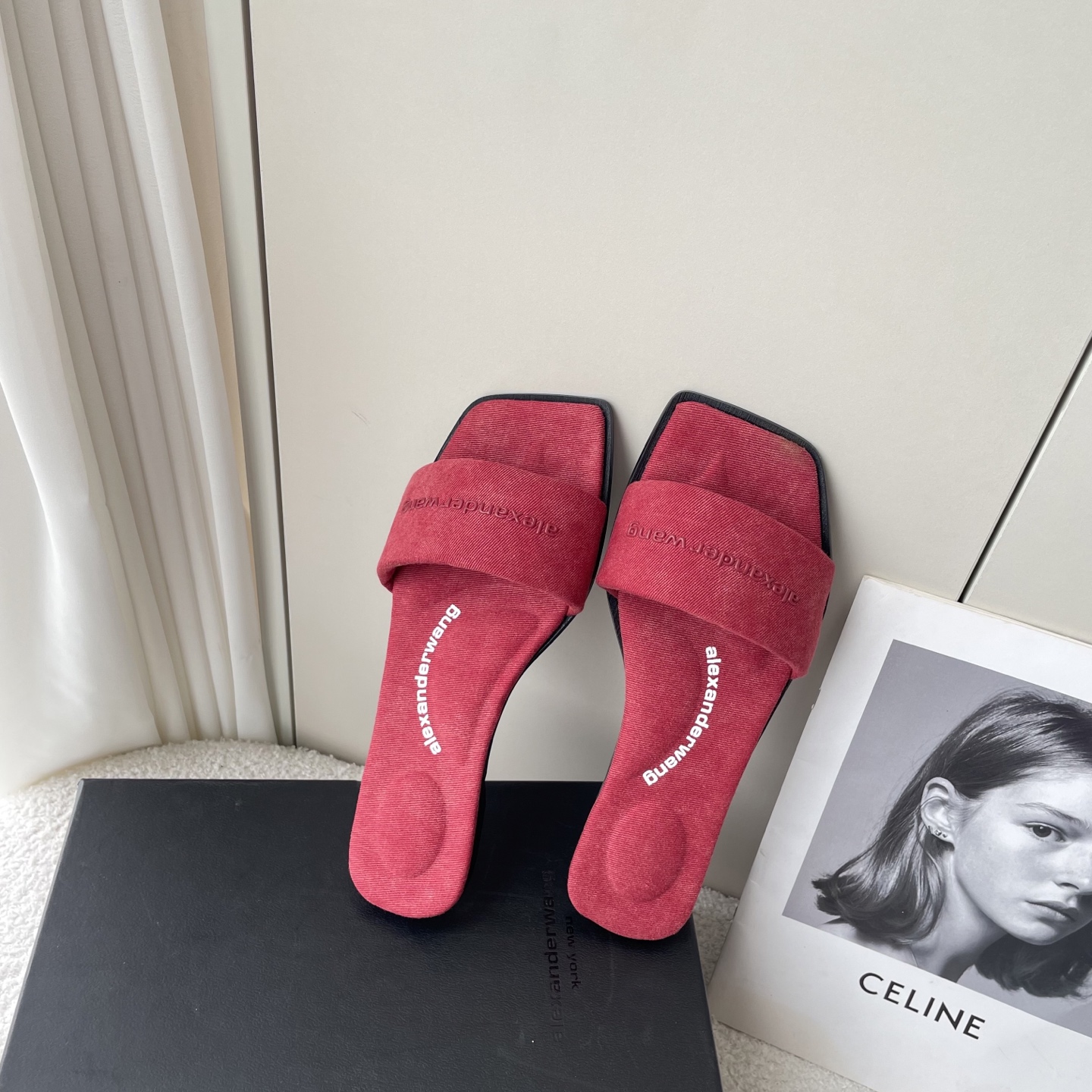 Alexander Lettering Flat Slippers