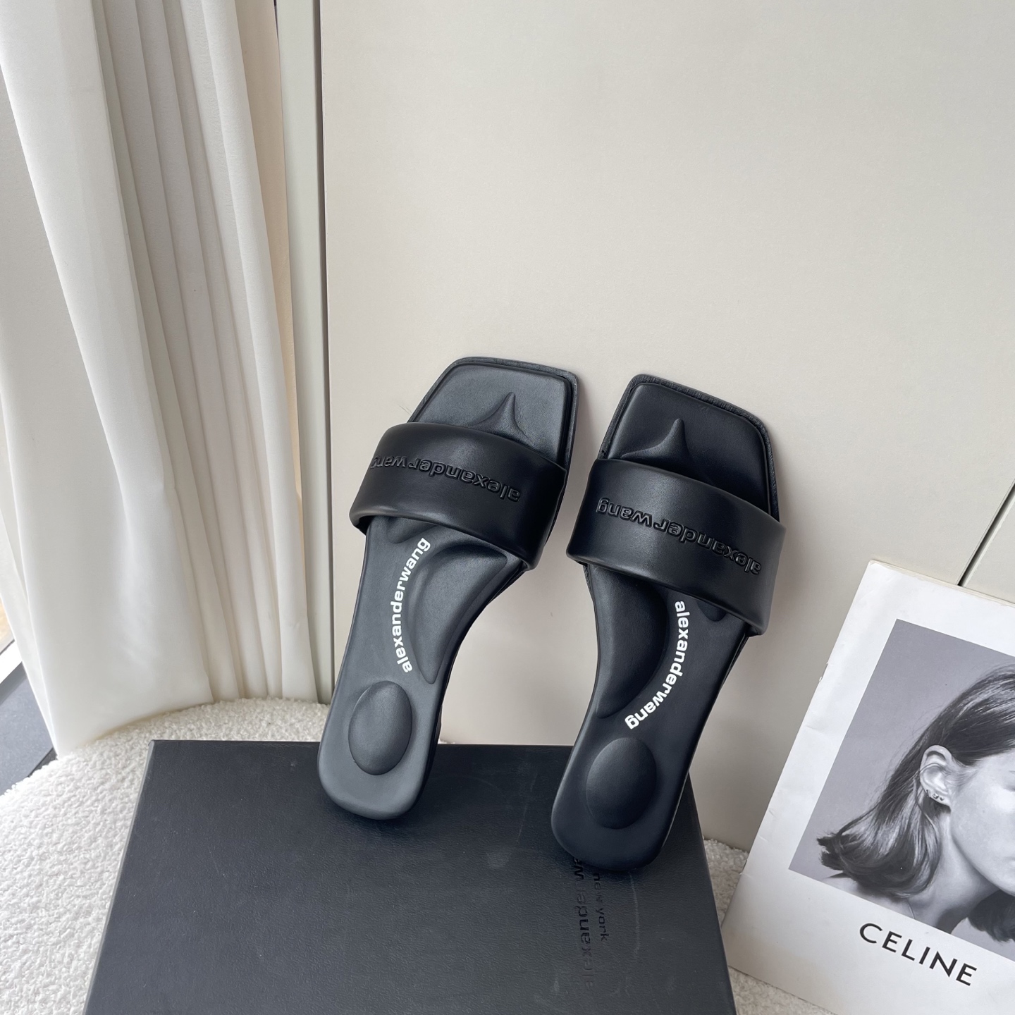 Alexander Lettering Flat Slippers