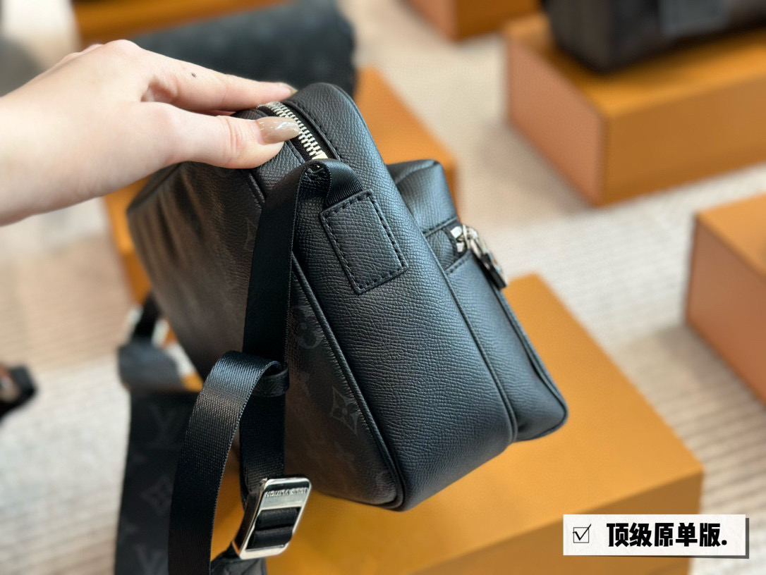 LV OUTDOOR messenger bag