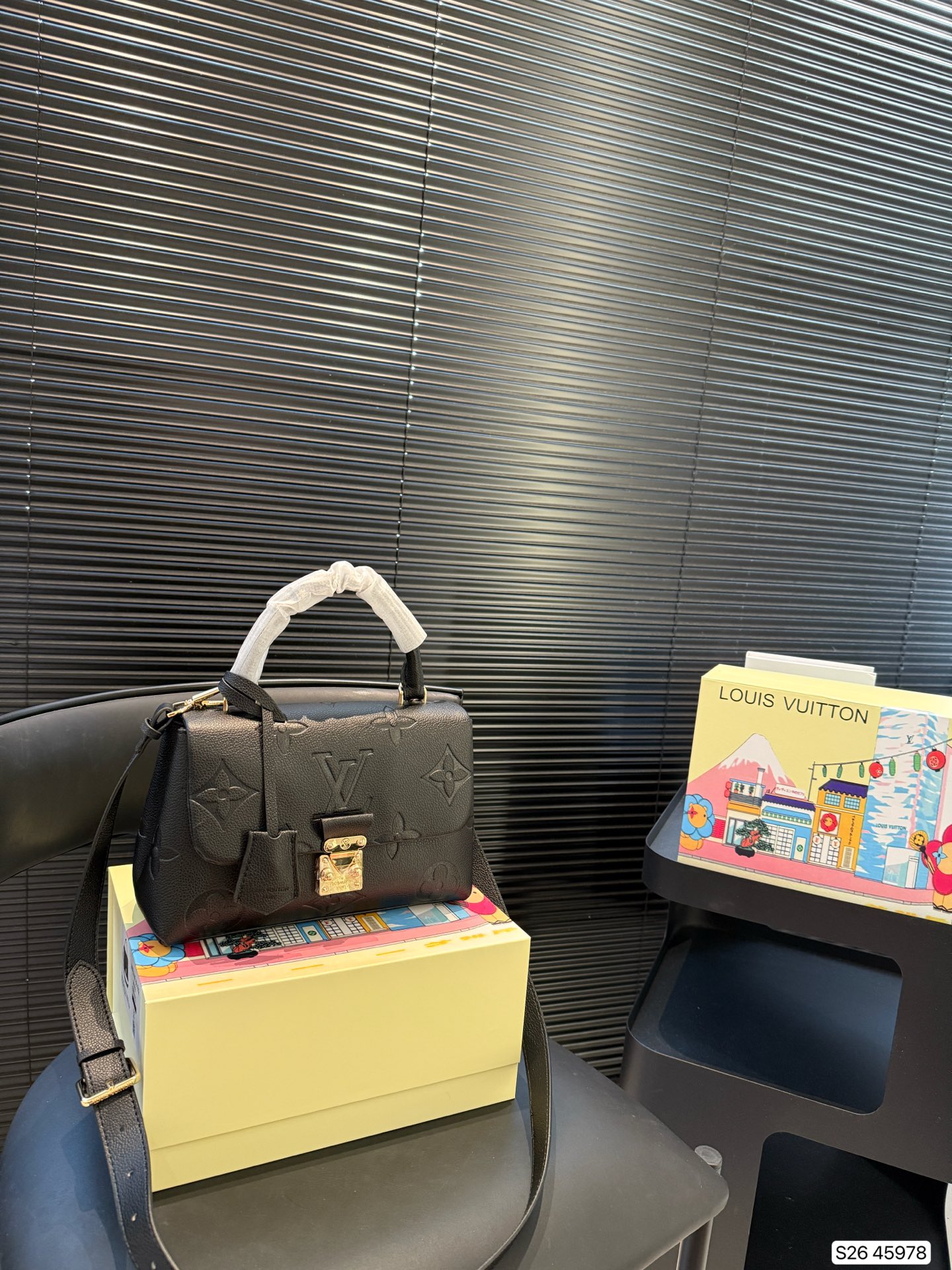 LV new messenger bag