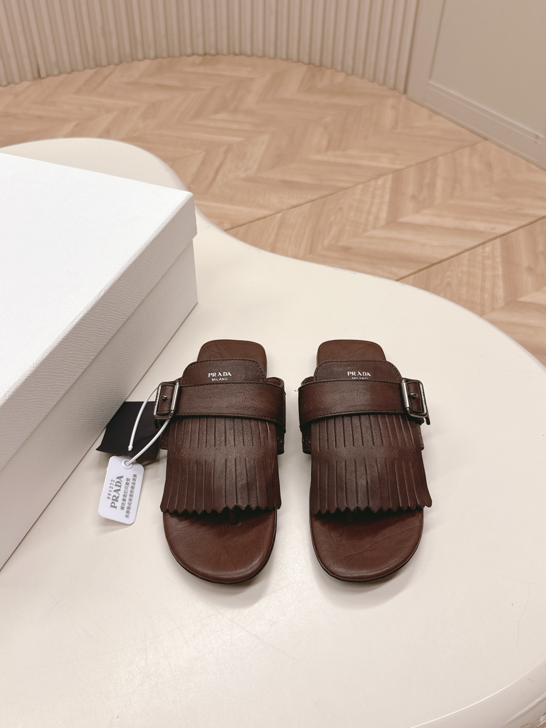 Prada summer catwalk new tassel retro sandals