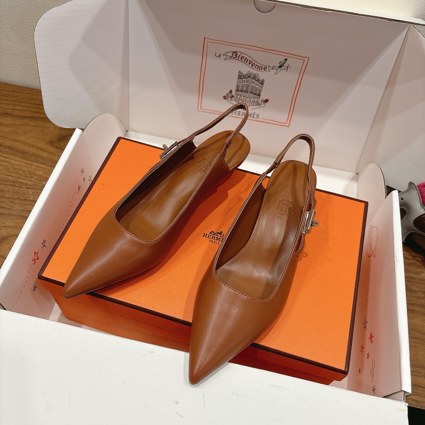 Hermès low-heeled sandals
