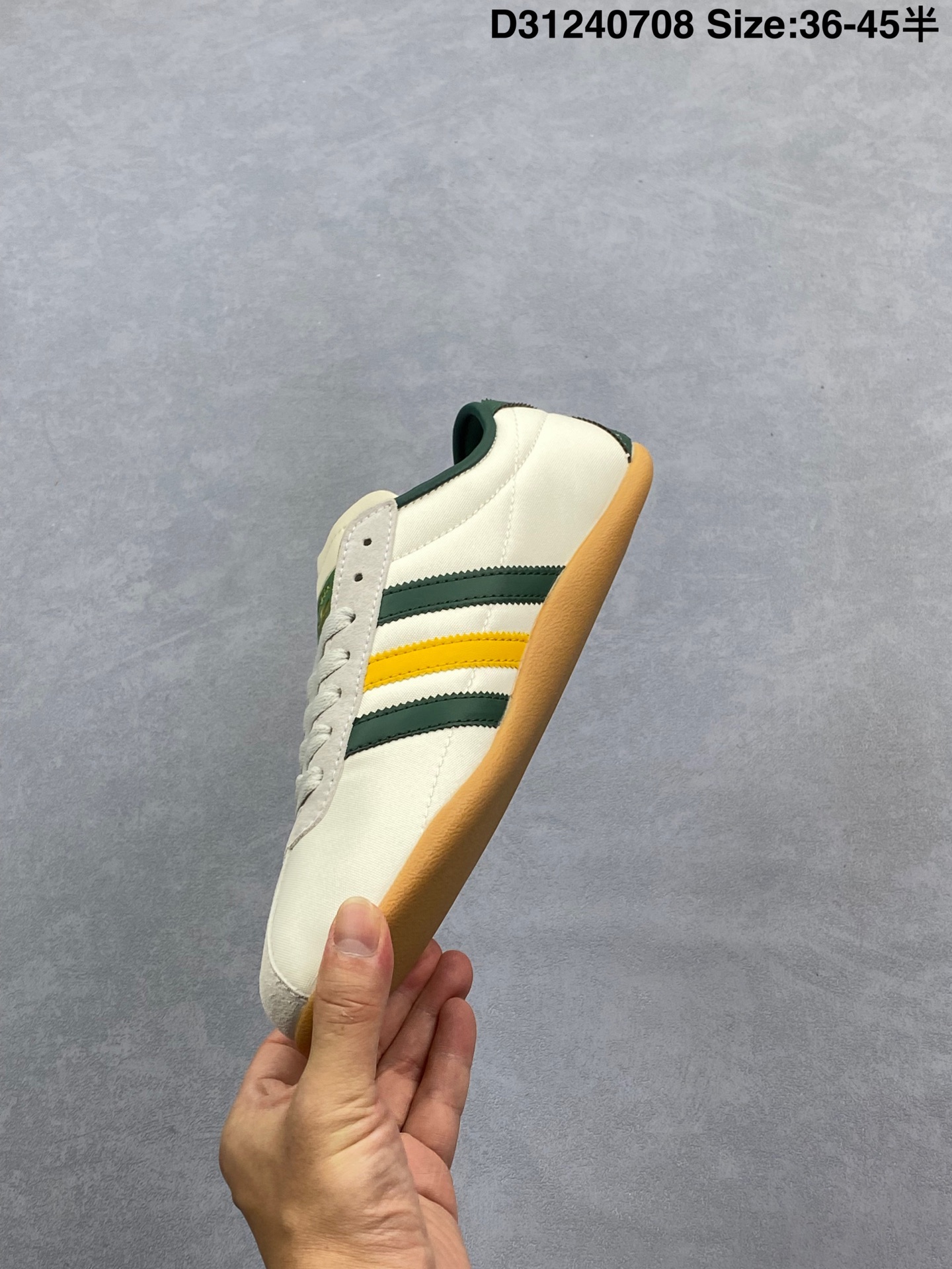 Adidas anti-slip wear-resistant low-top sneakers