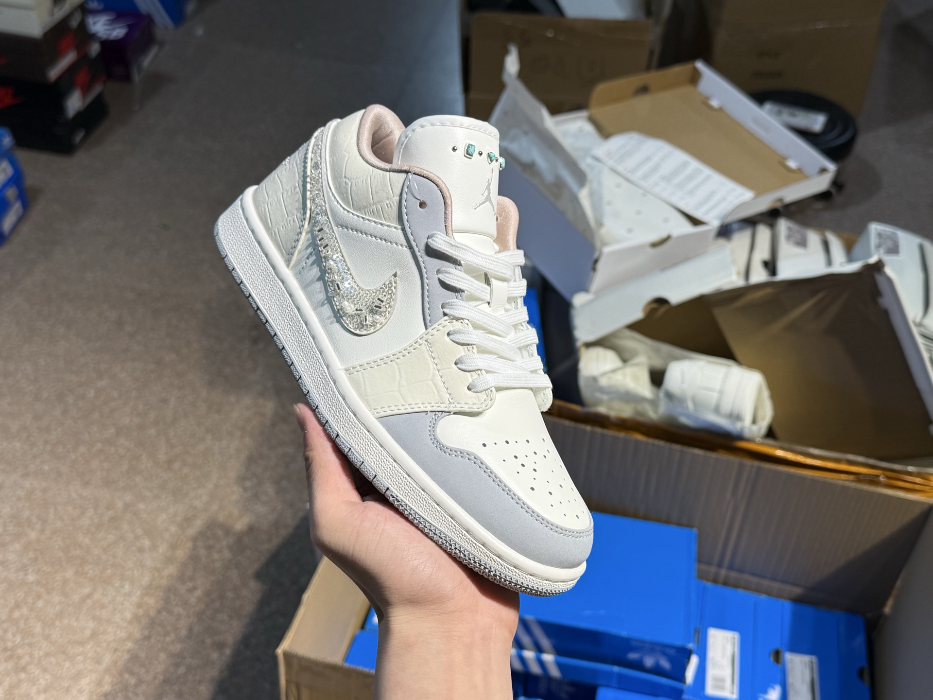 Jordan Air Low Top Retro Basketball Shoes for Women