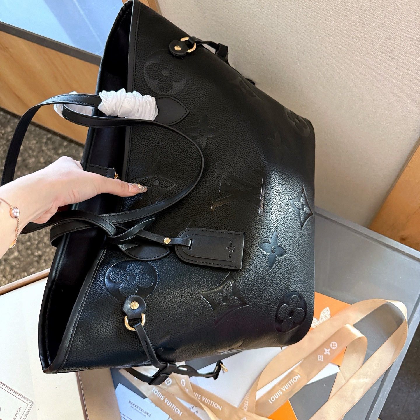 LV Neverfull Shopping Bag