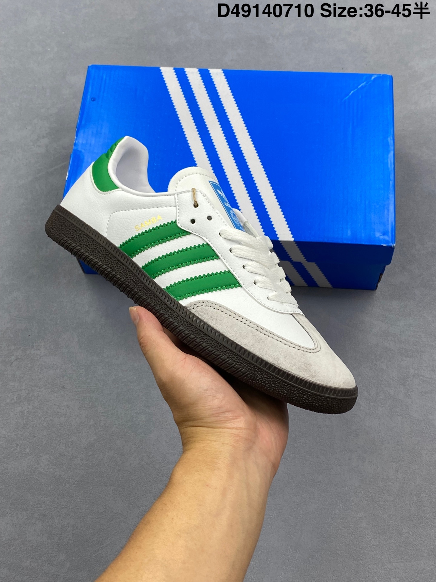 Adidas three-leaf low-top casual sports shoes