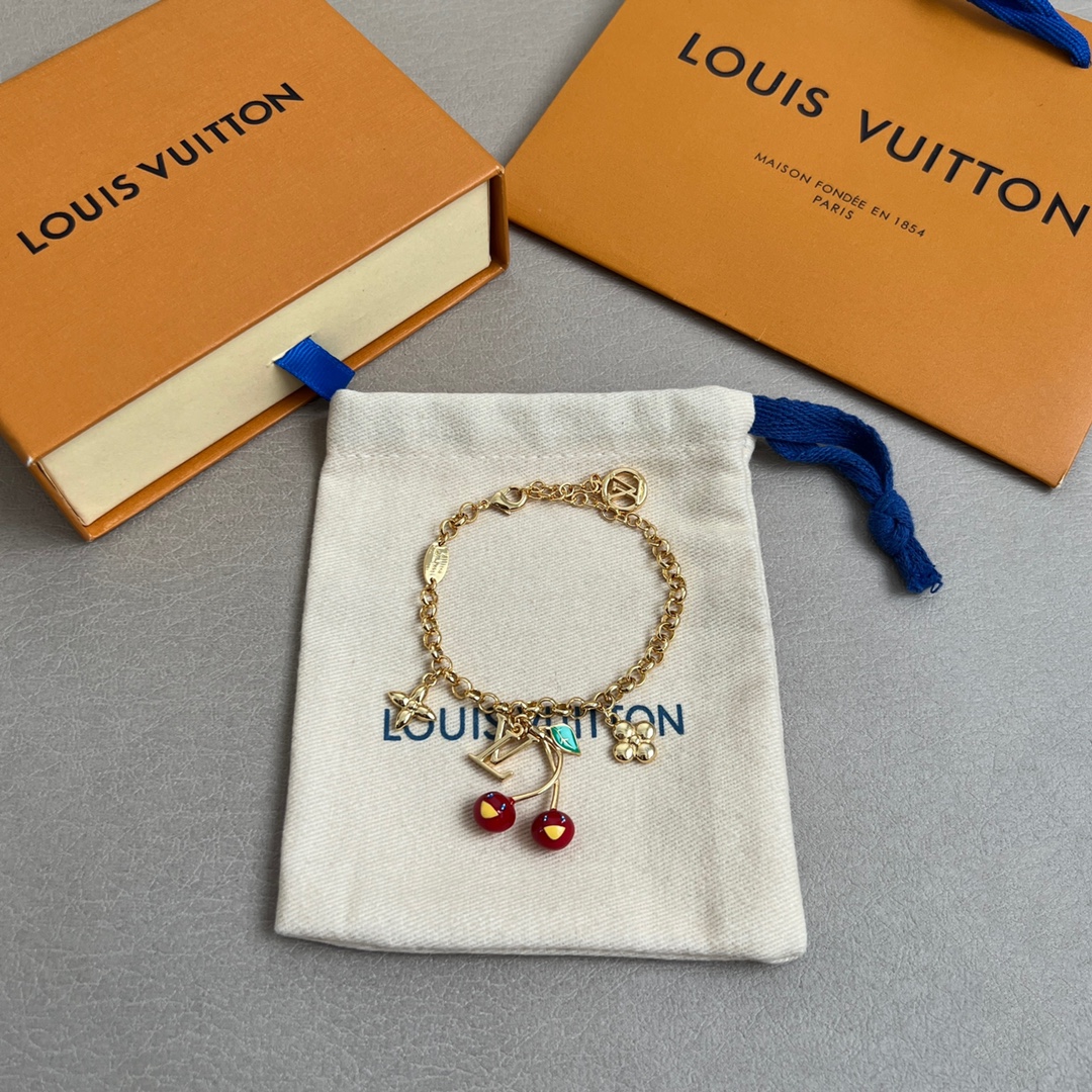 Louis Vuitton bracelet unique design